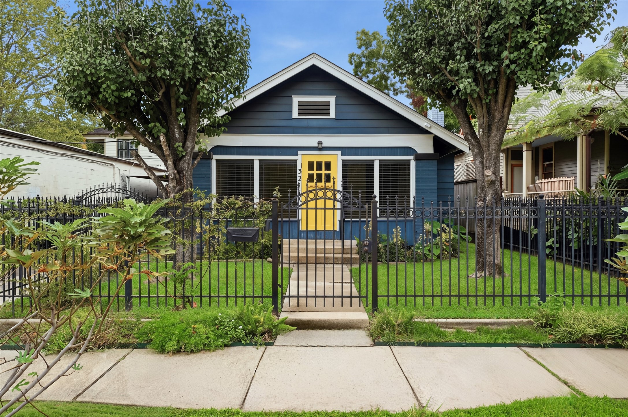 3211 Beauchamp Street Property Photo 14