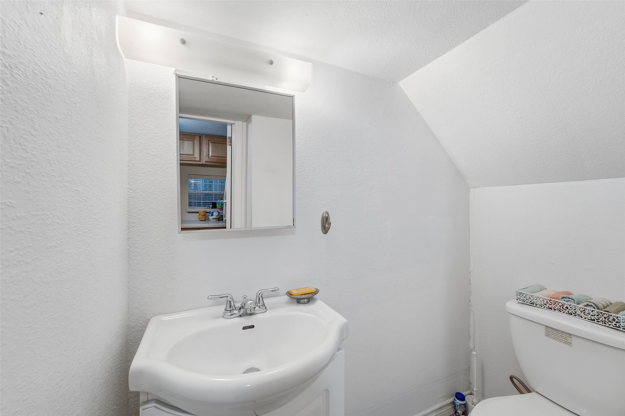 3211 Beauchamp Street Property Photo 24