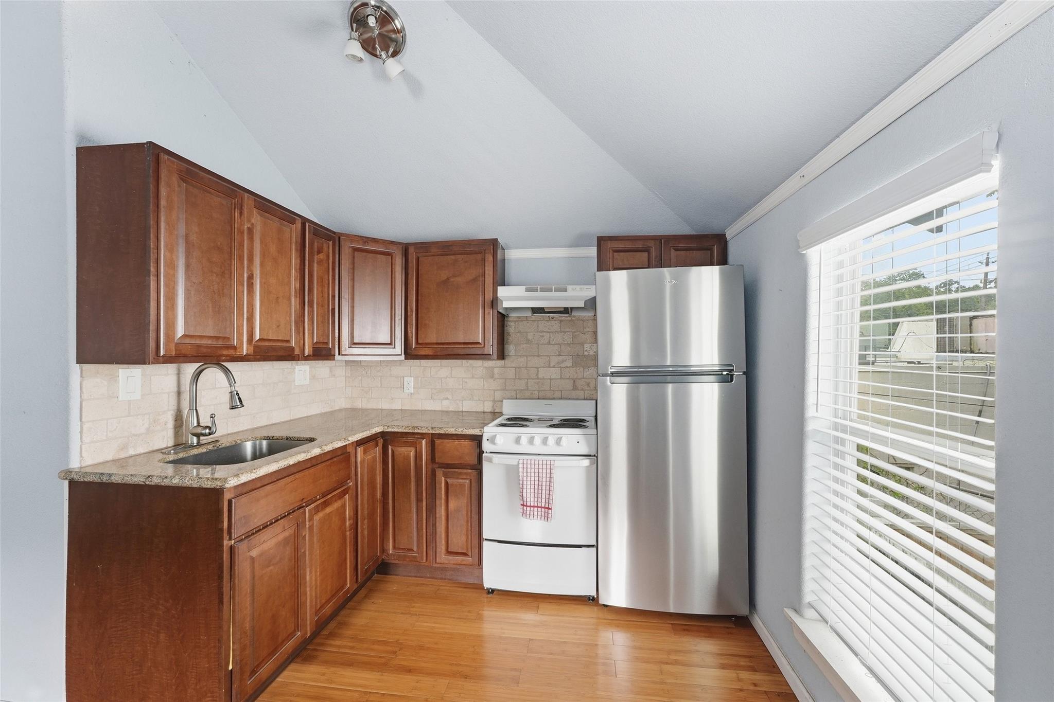 3211 Beauchamp Street, Houston Tx 77009 Property Photo 26