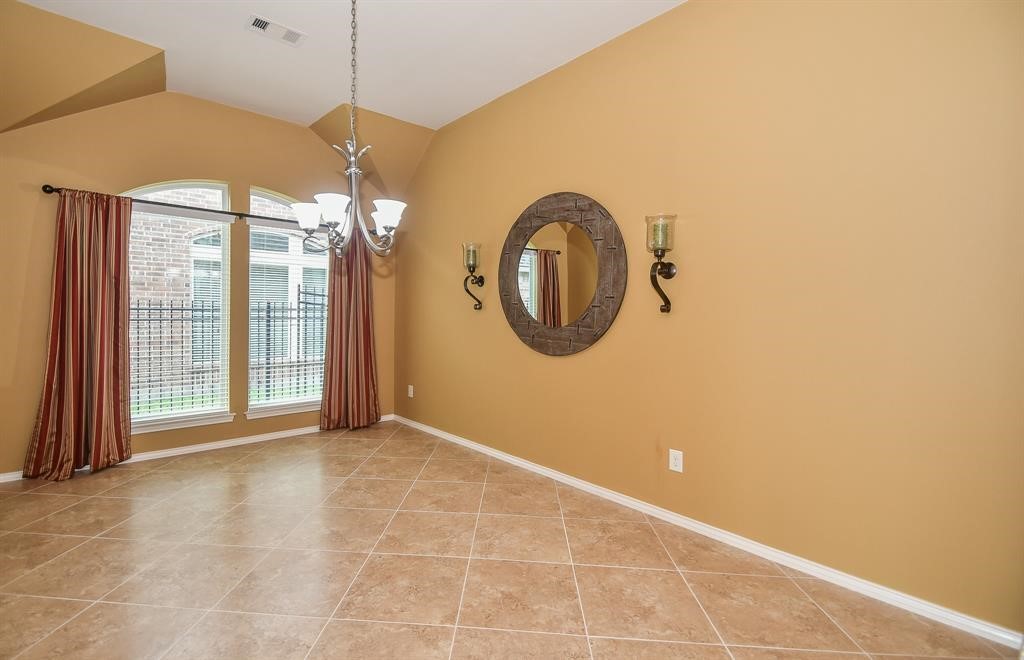 11518 Elizabeth Brook Dr Drive Property Photo 6