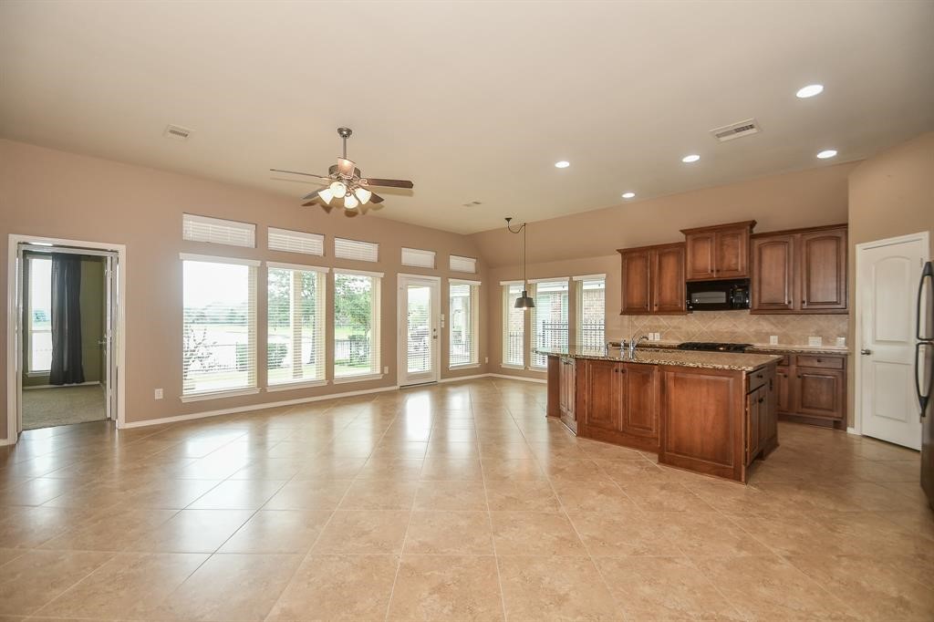 11518 Elizabeth Brook Dr Drive Property Photo 7