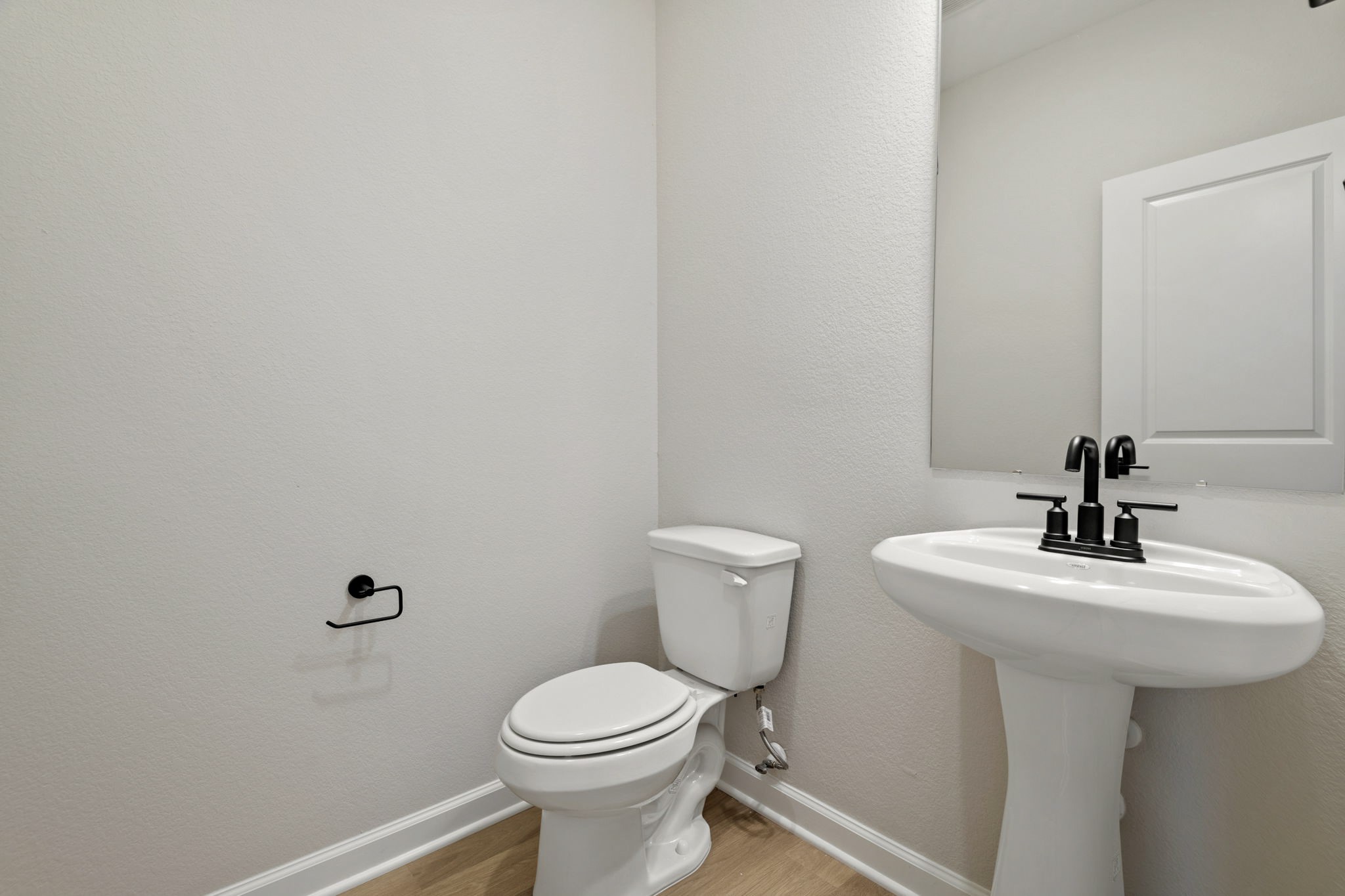 21551 Bluebonnet Bay Drive Property Photo 5