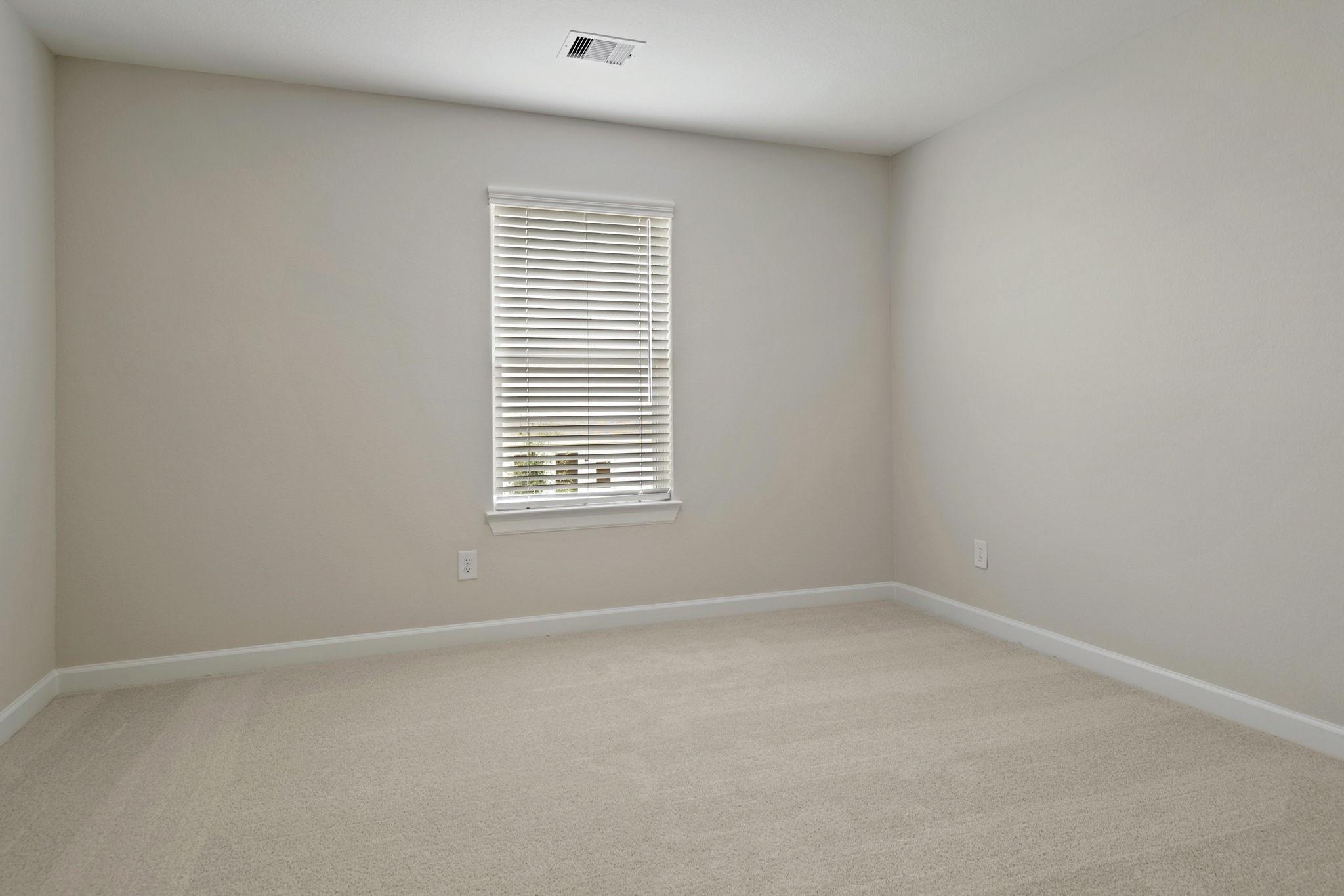 21551 Bluebonnet Bay Drive Property Photo 15
