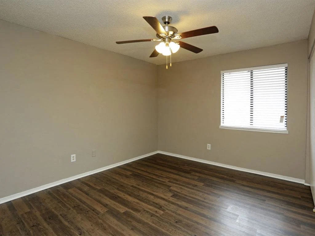 4600 West Pioneer Drive 221 Property Photo 21