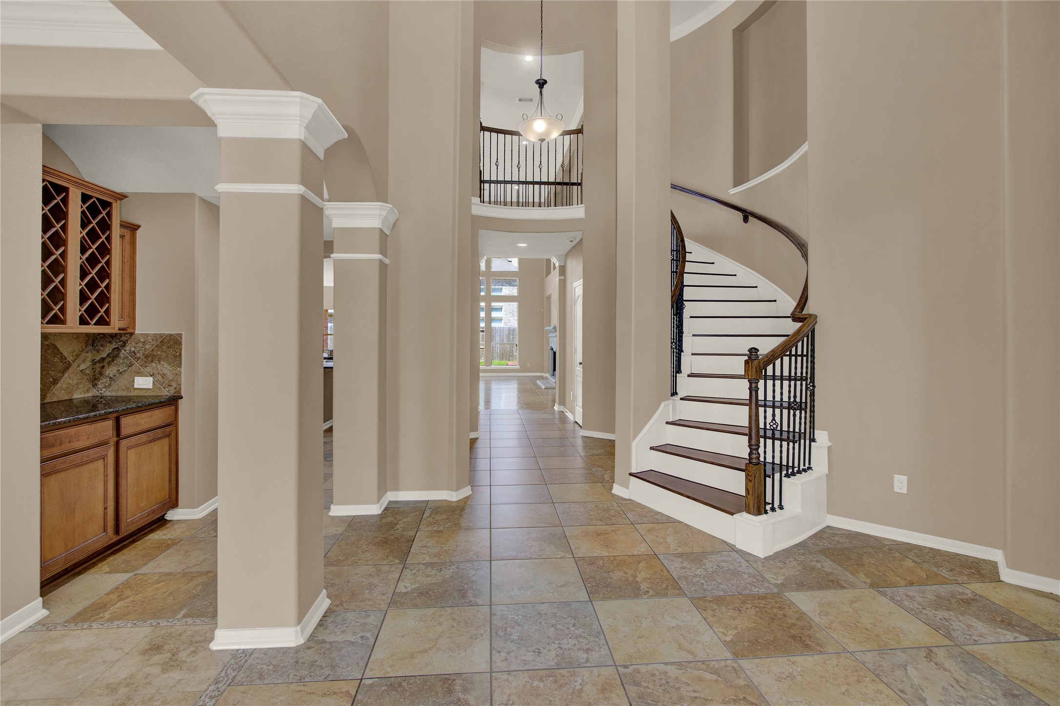2102 Clearfield Springs Court Property Photo 6