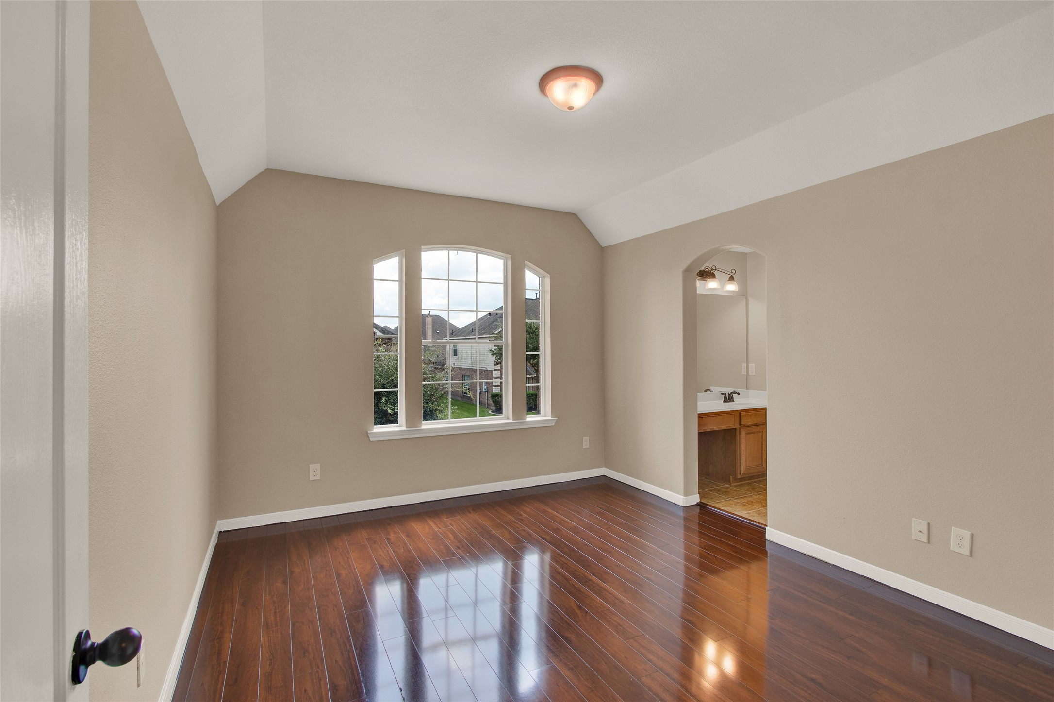 2102 Clearfield Springs Court Property Photo 24