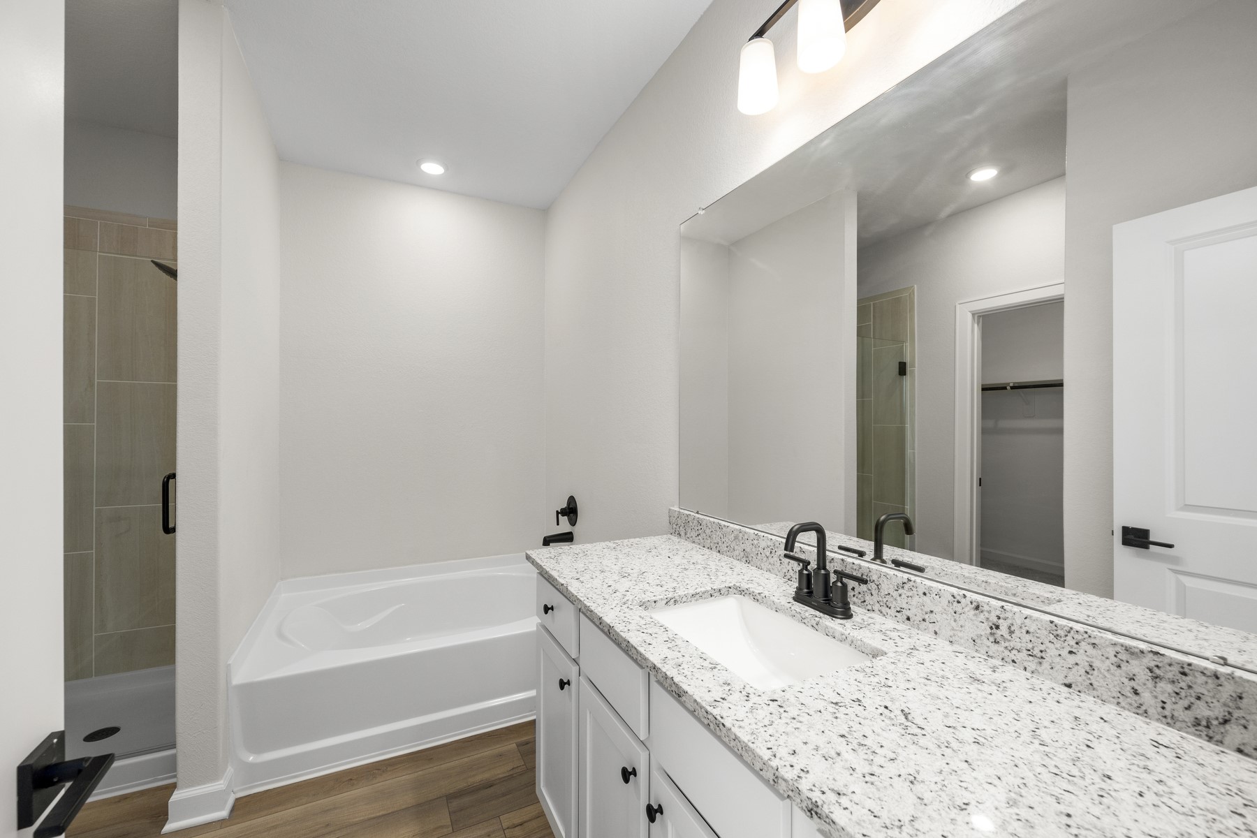 3052 Sorrento Hill Drive Property Photo 10