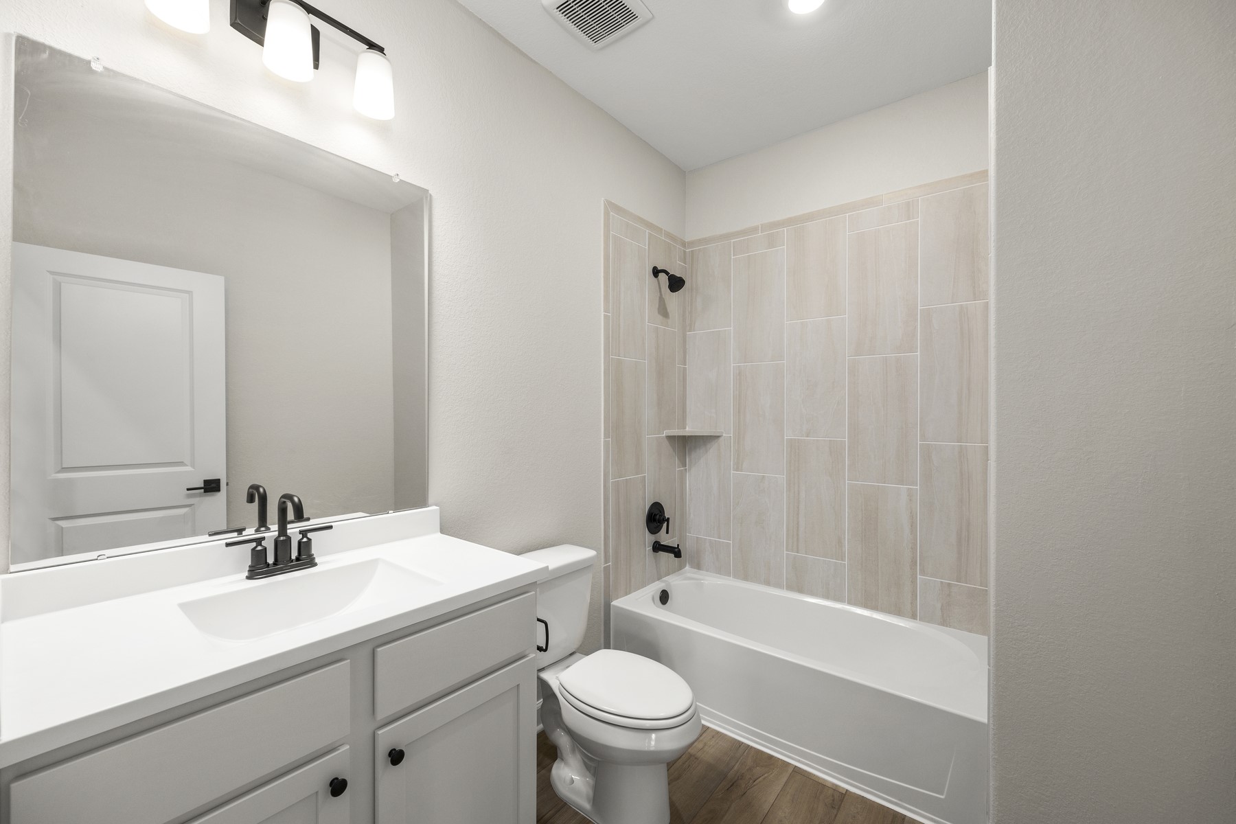 3052 Sorrento Hill Drive Property Photo 13