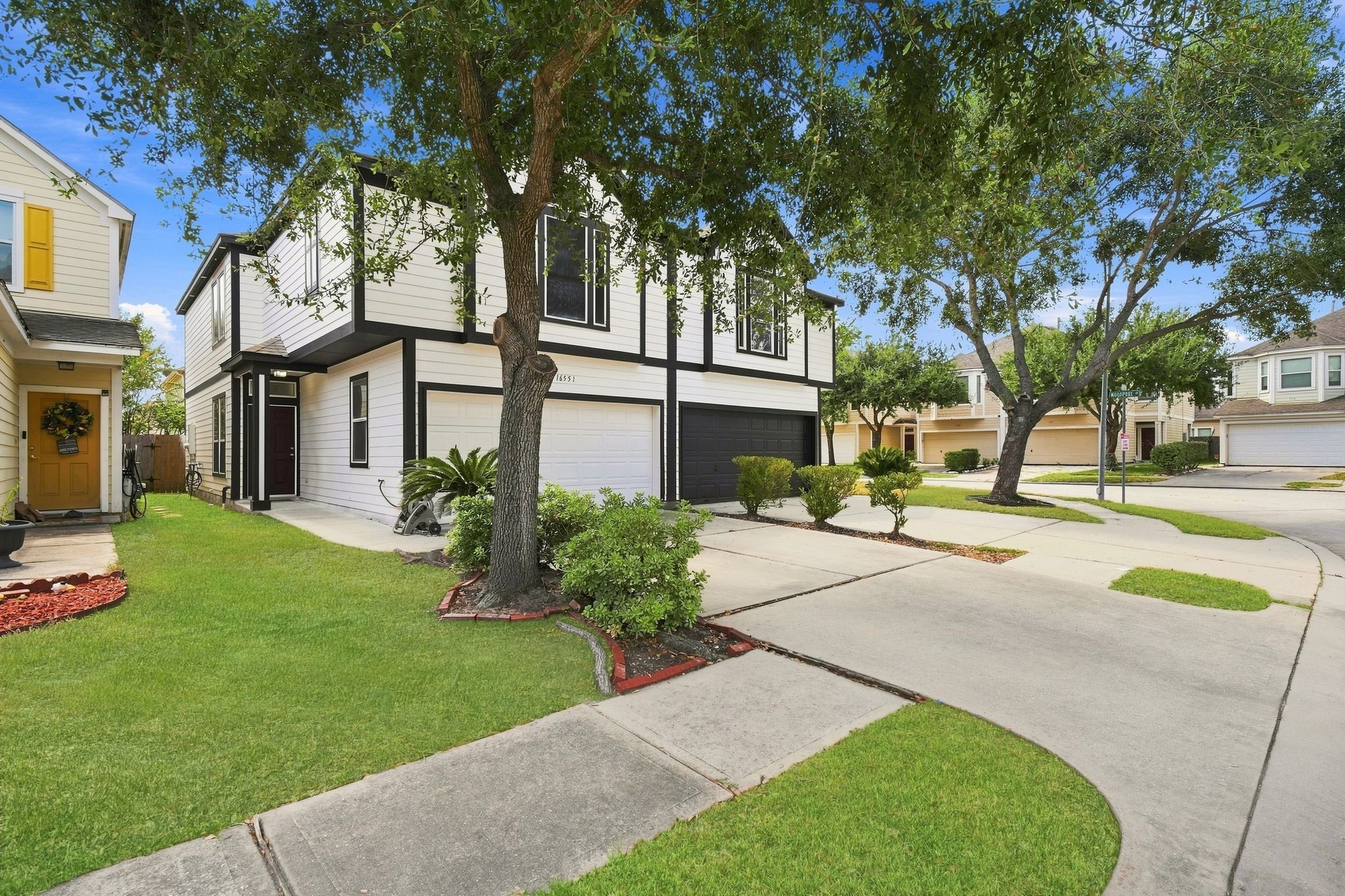 16551 Pentonshire Lane Property Photo 4