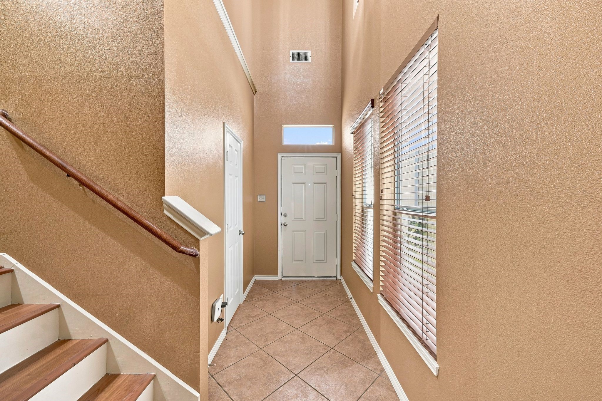 16551 Pentonshire Lane Property Photo 8