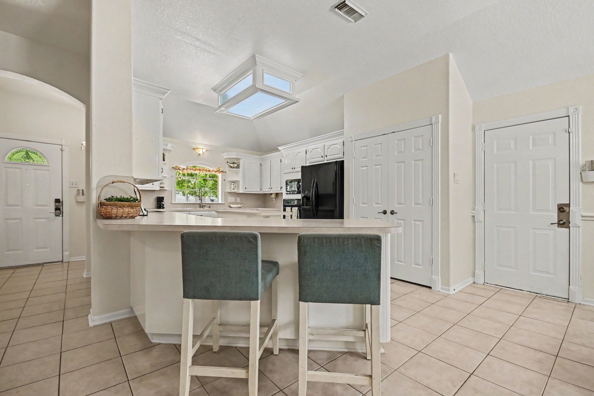 142 Happy Hollow Street Property Photo 9
