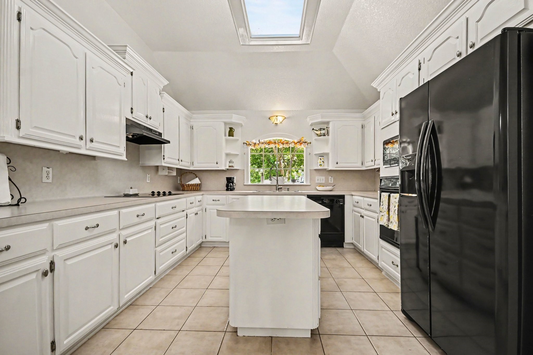 142 Happy Hollow Street Property Photo 10