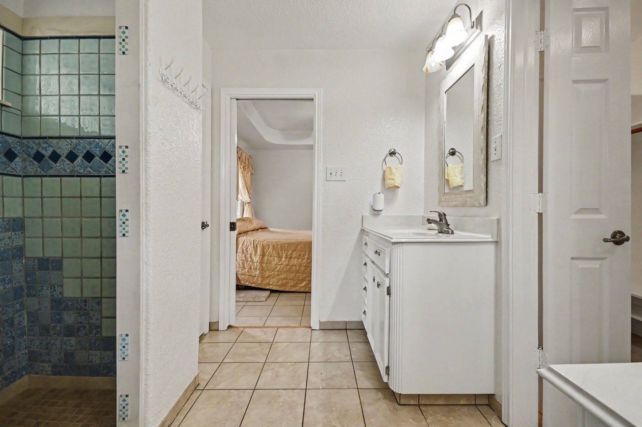142 Happy Hollow Street Property Photo 19