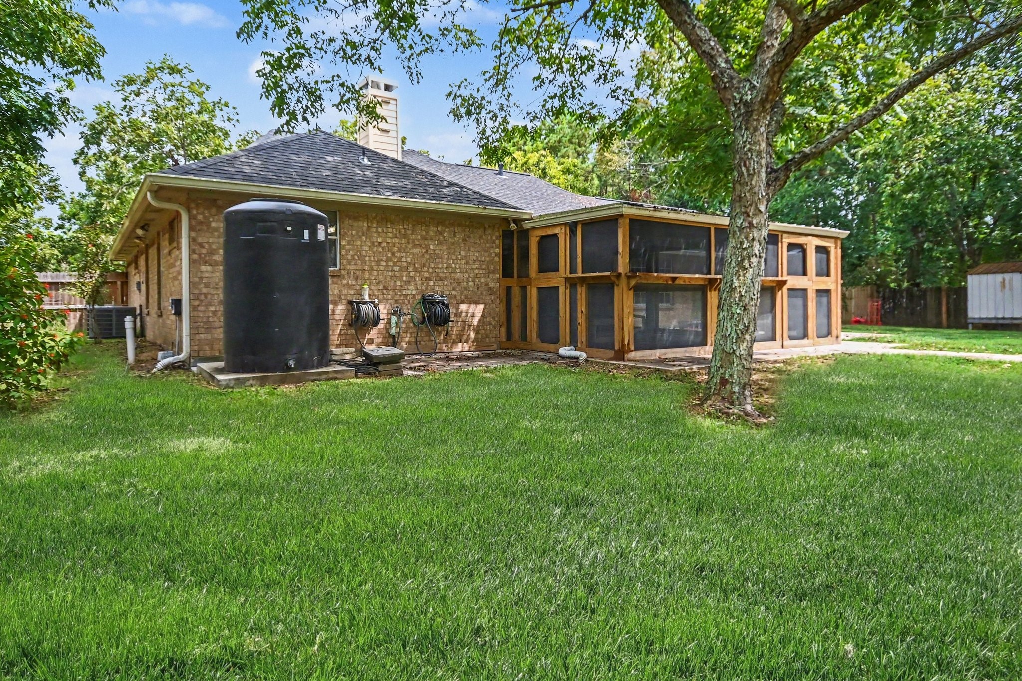 142 Happy Hollow Street Property Photo 30