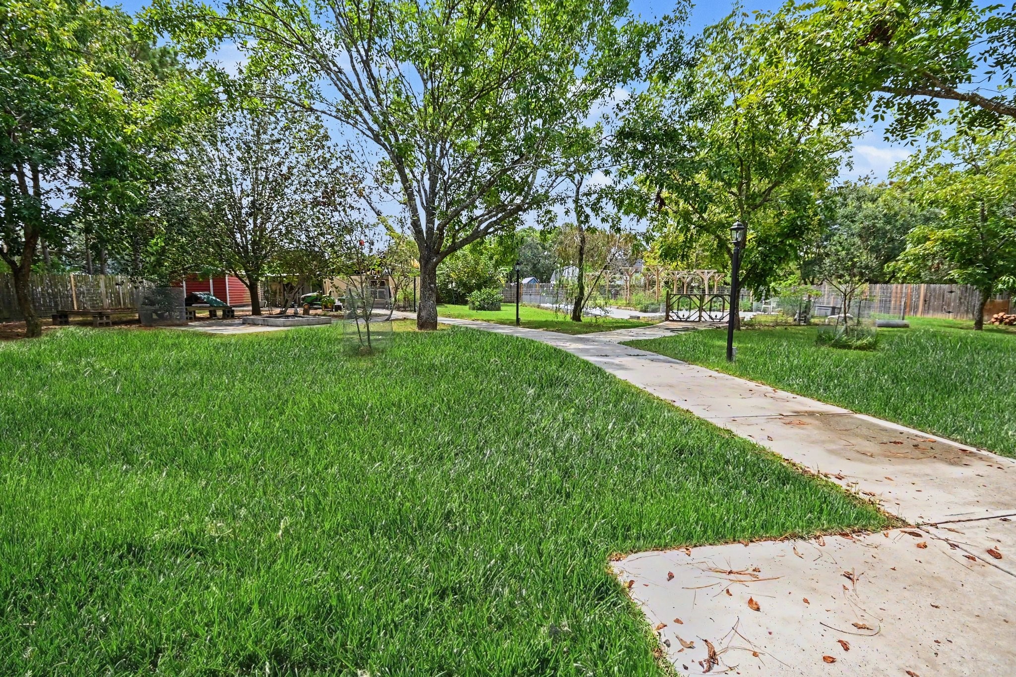 142 Happy Hollow Street Property Photo 31