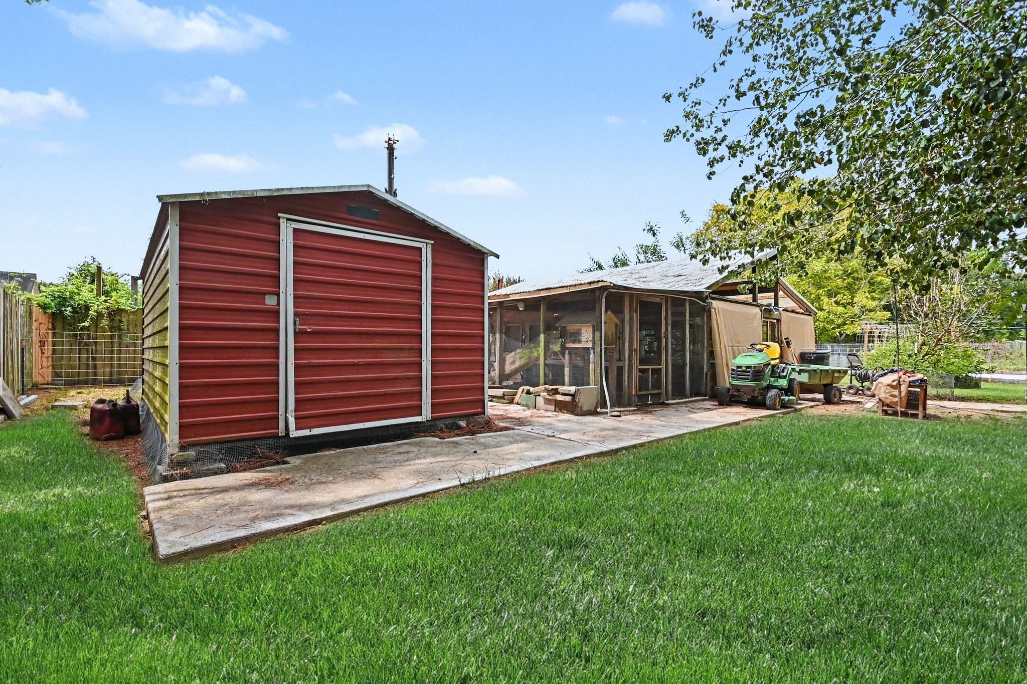 142 Happy Hollow Street Property Photo 36