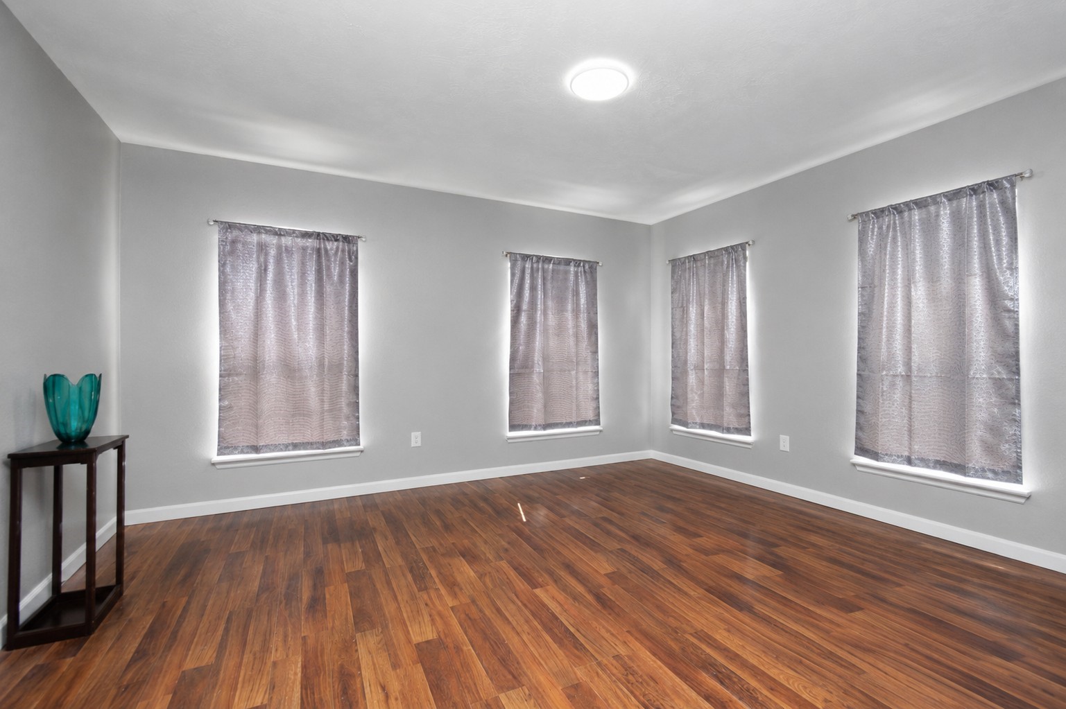 5822 Santa Bernadetta Property Photo 14
