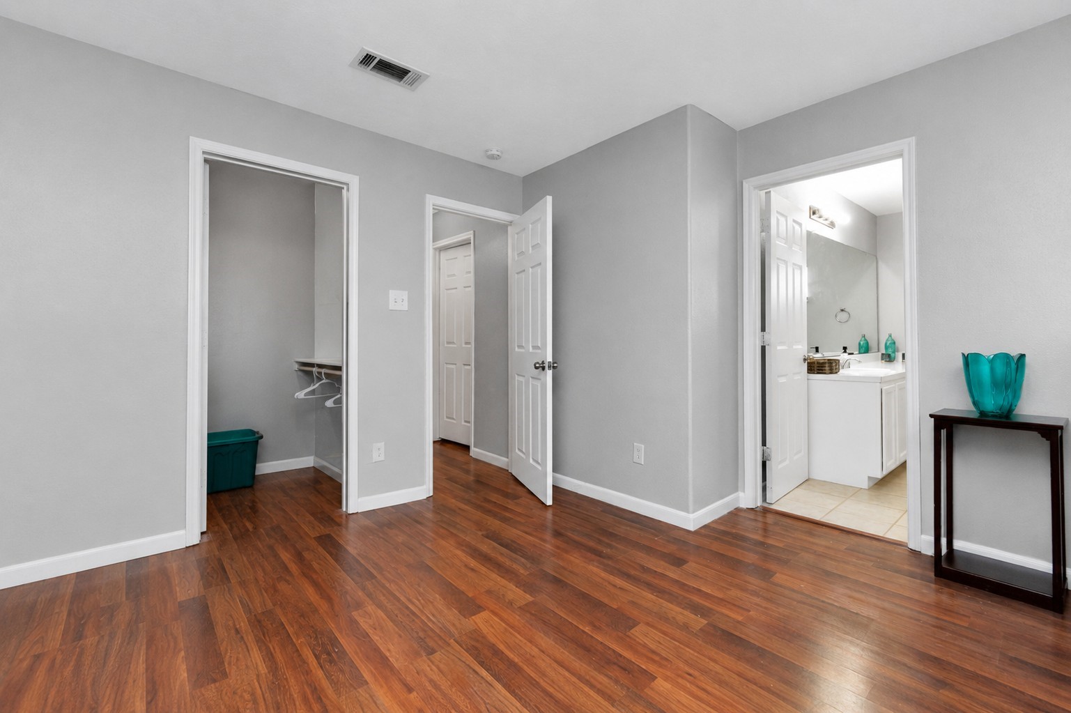 5822 Santa Bernadetta Property Photo 15