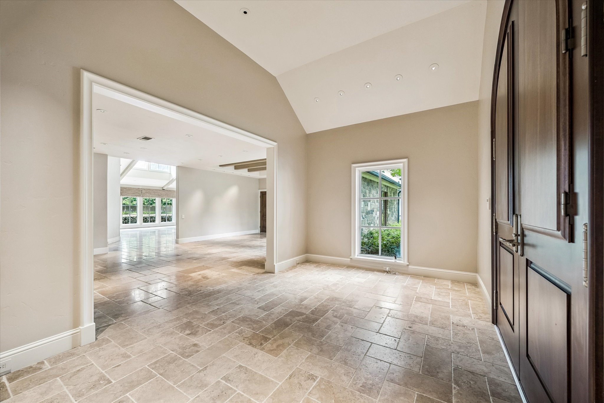1 Gage Court Property Photo 4
