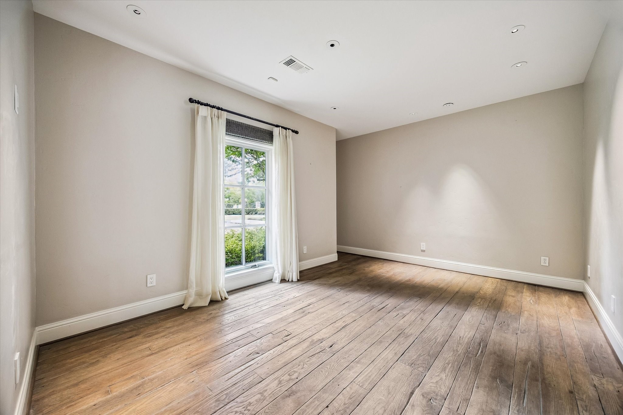 1 Gage Court Property Photo 25