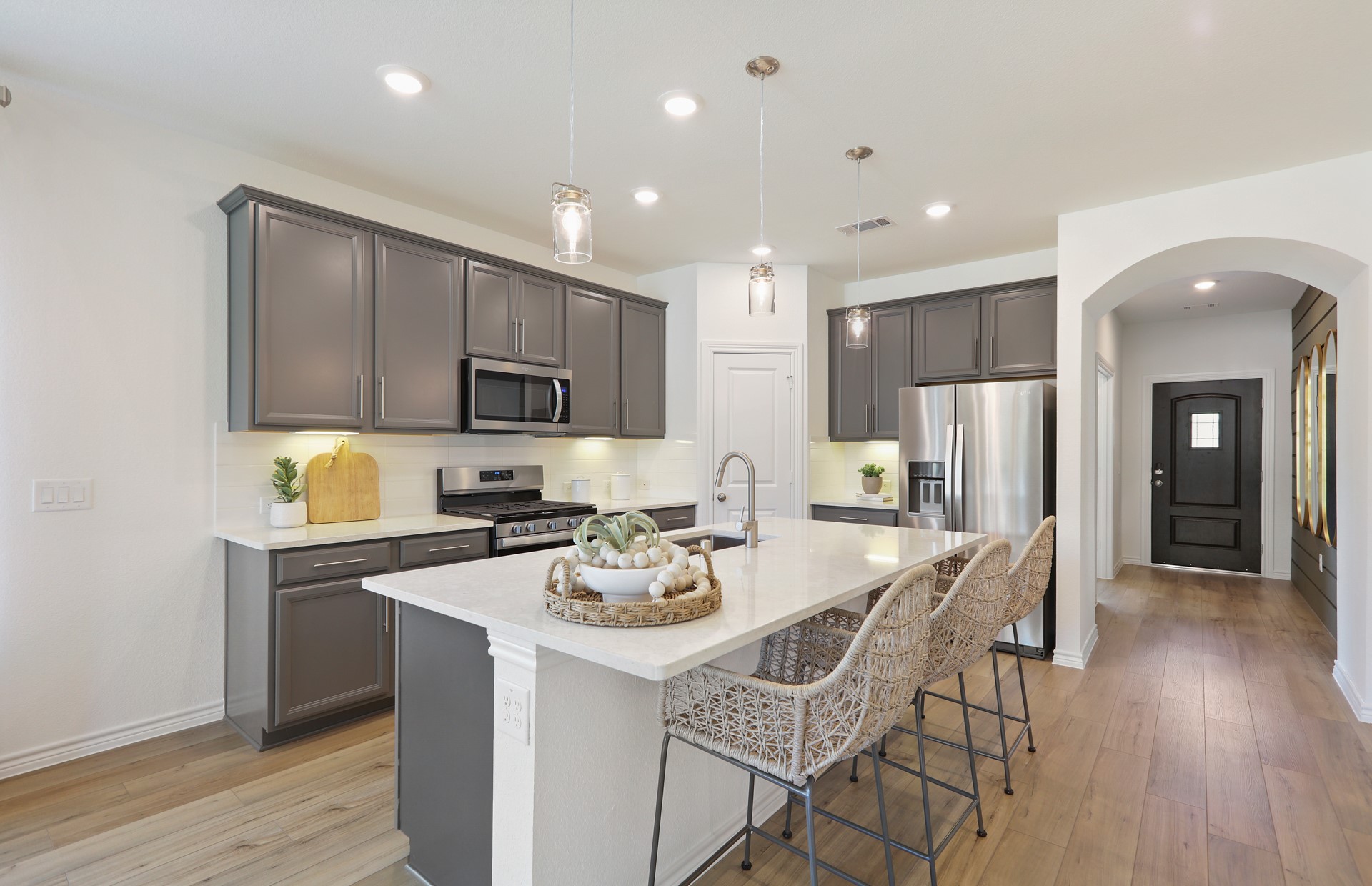 16218 Aspen Crest Drive Property Photo 6