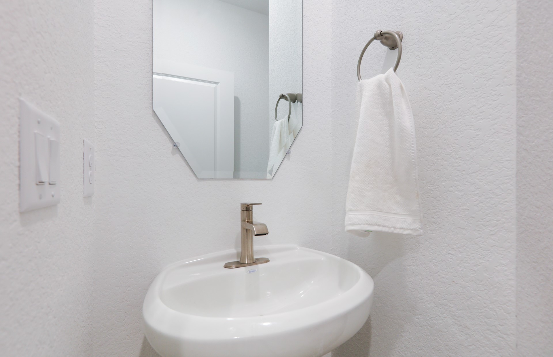 16218 Aspen Crest Drive Property Photo 19