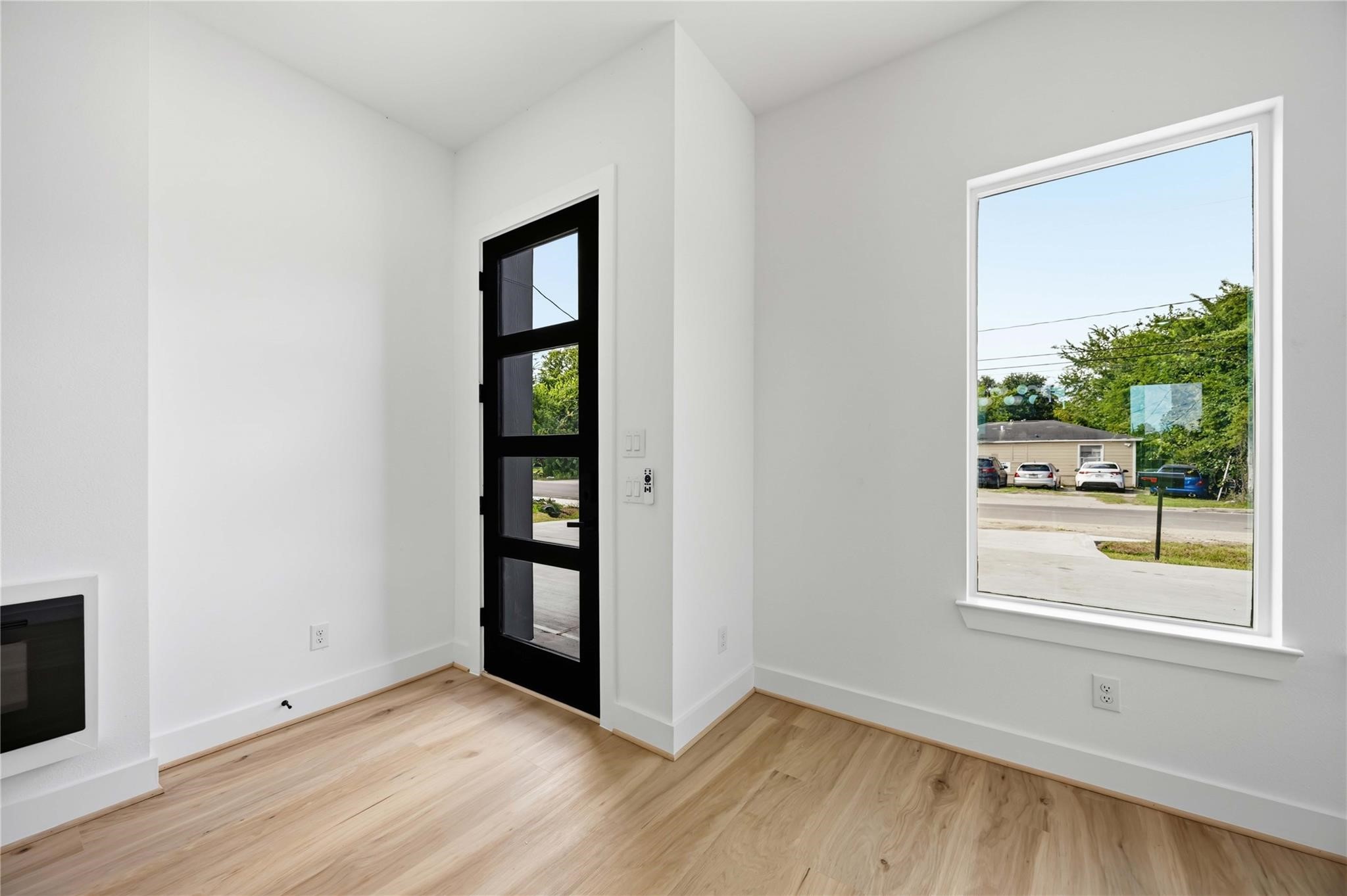 9102 Coffee Street B Property Photo 7