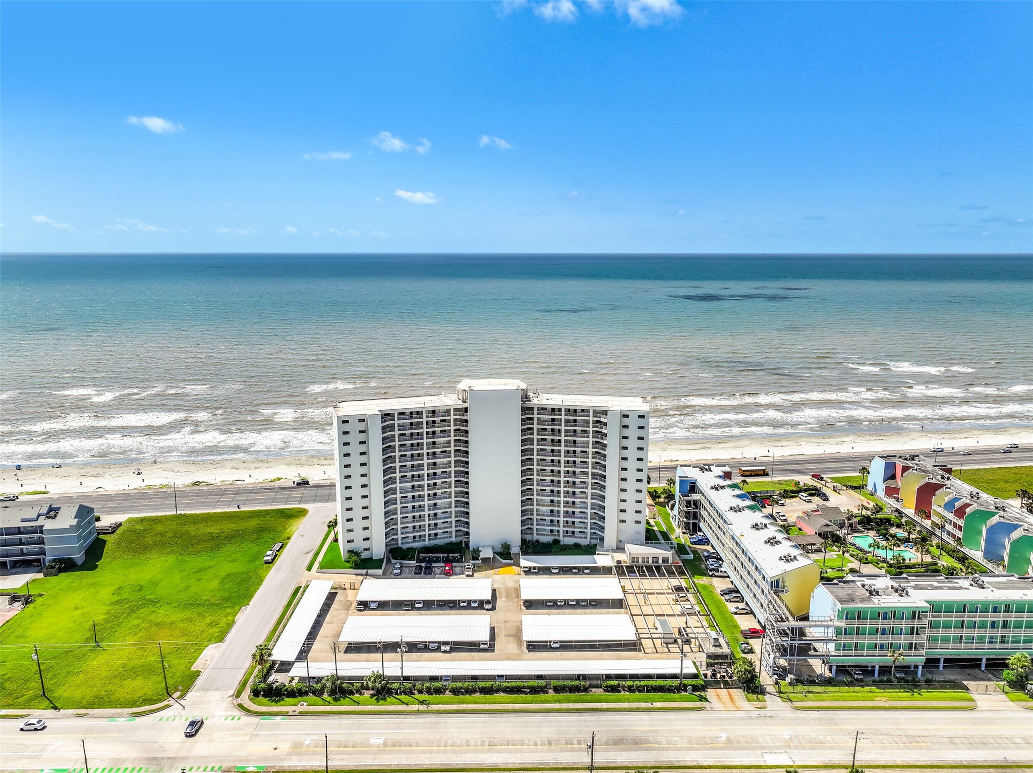 7700 Seawall Boulevard 402 Property Photo 1