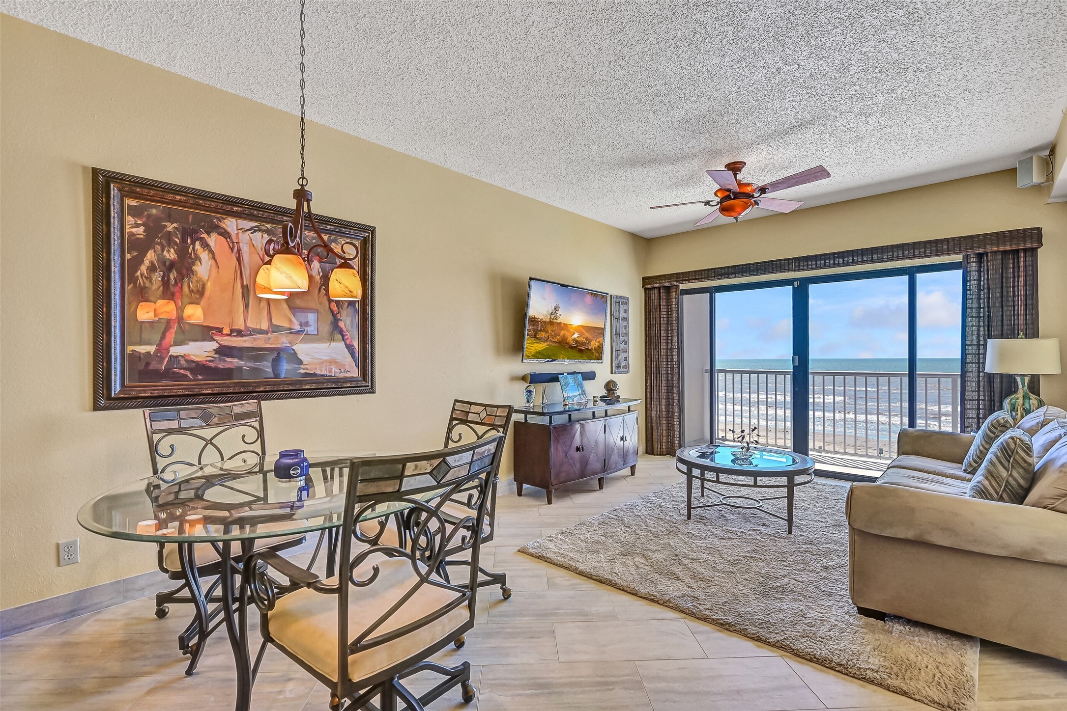 7700 Seawall Boulevard 402 Property Photo 7