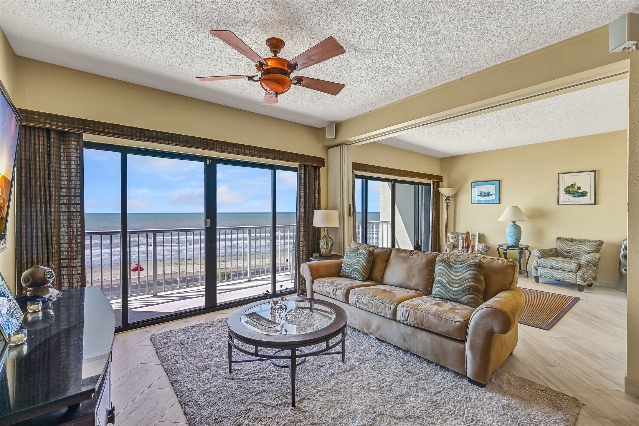 7700 Seawall Boulevard 402 Property Photo 8