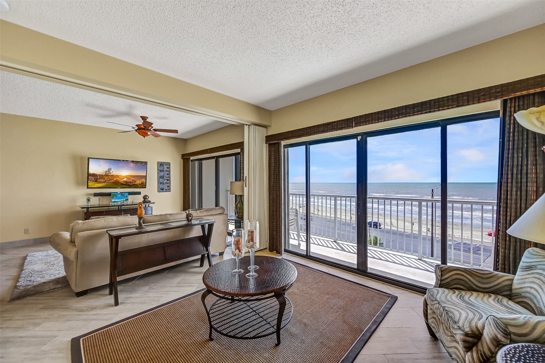 7700 Seawall Boulevard 402 Property Photo 18