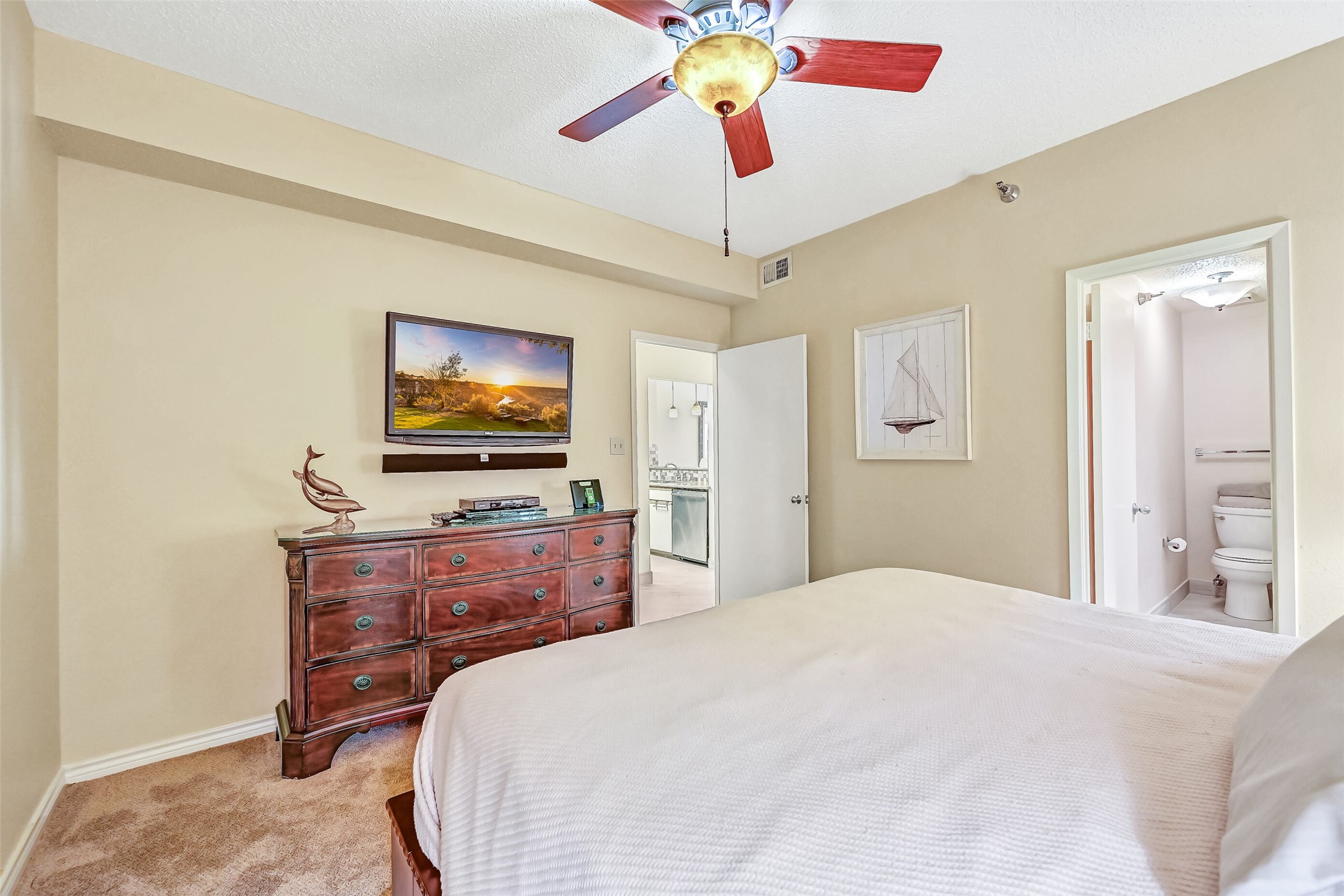 7700 Seawall Boulevard 402 Property Photo 20