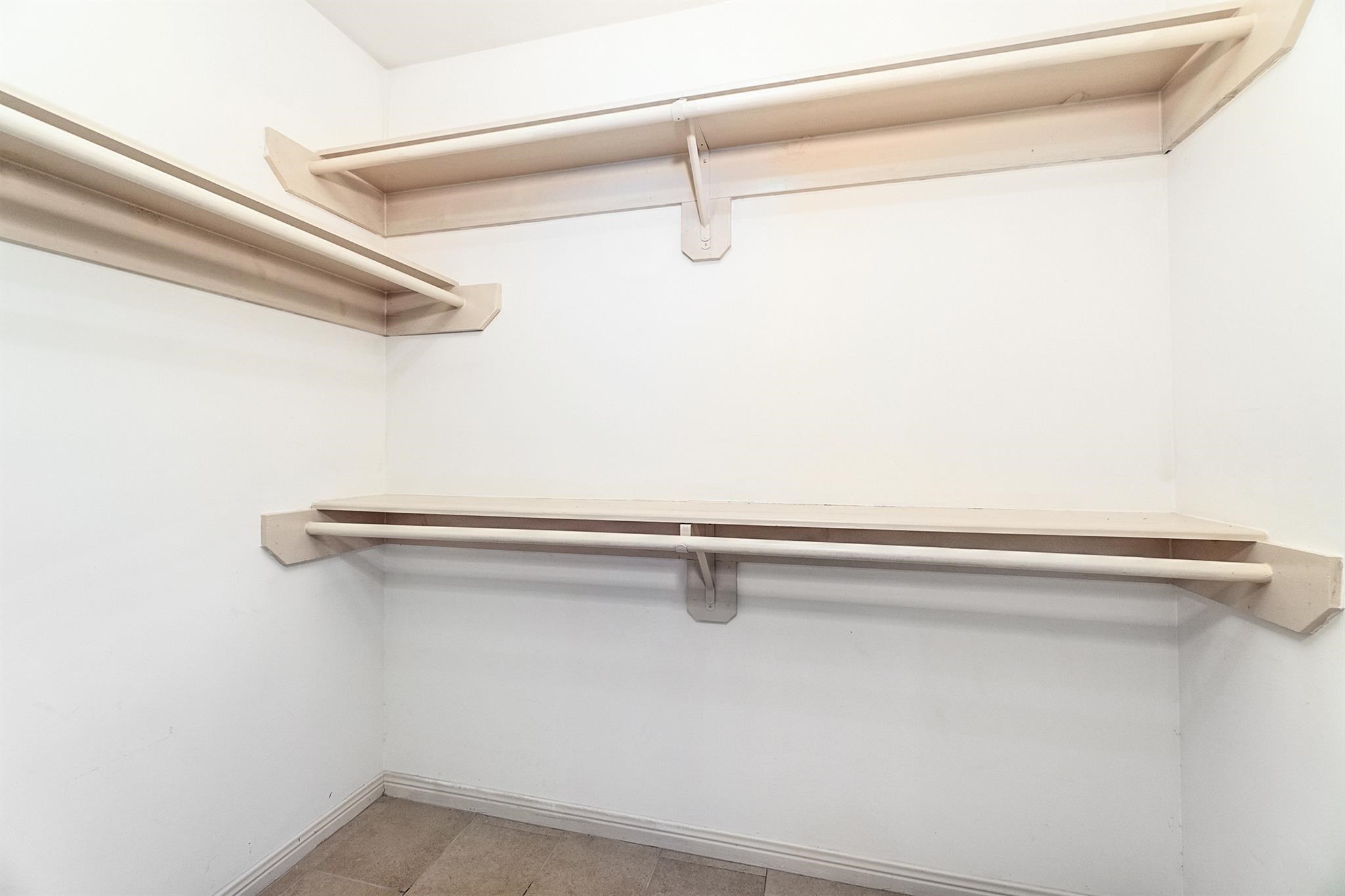 15406 Greenleaf Lane Property Photo 12