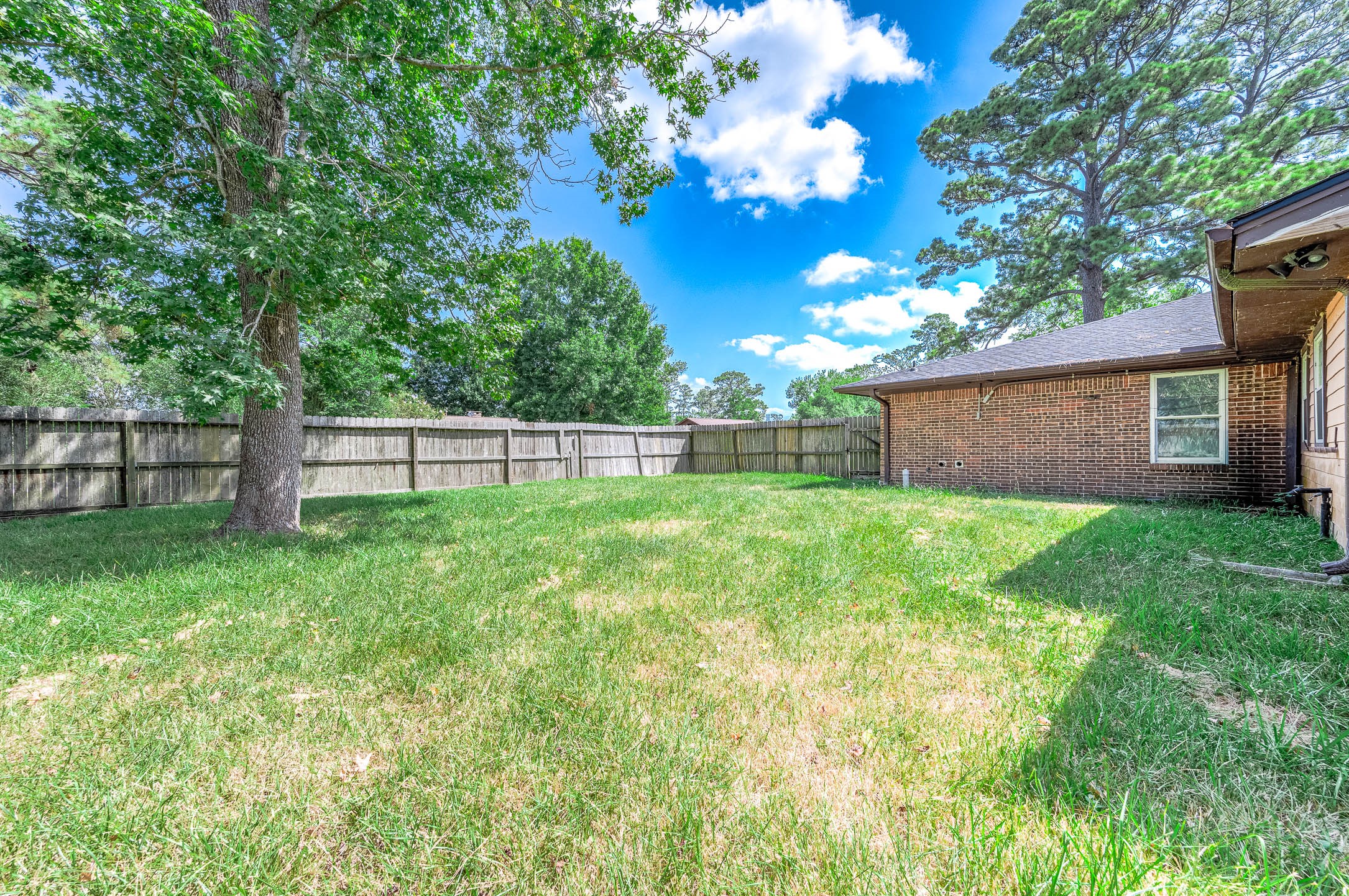 5813 Russell Lane Property Photo 22