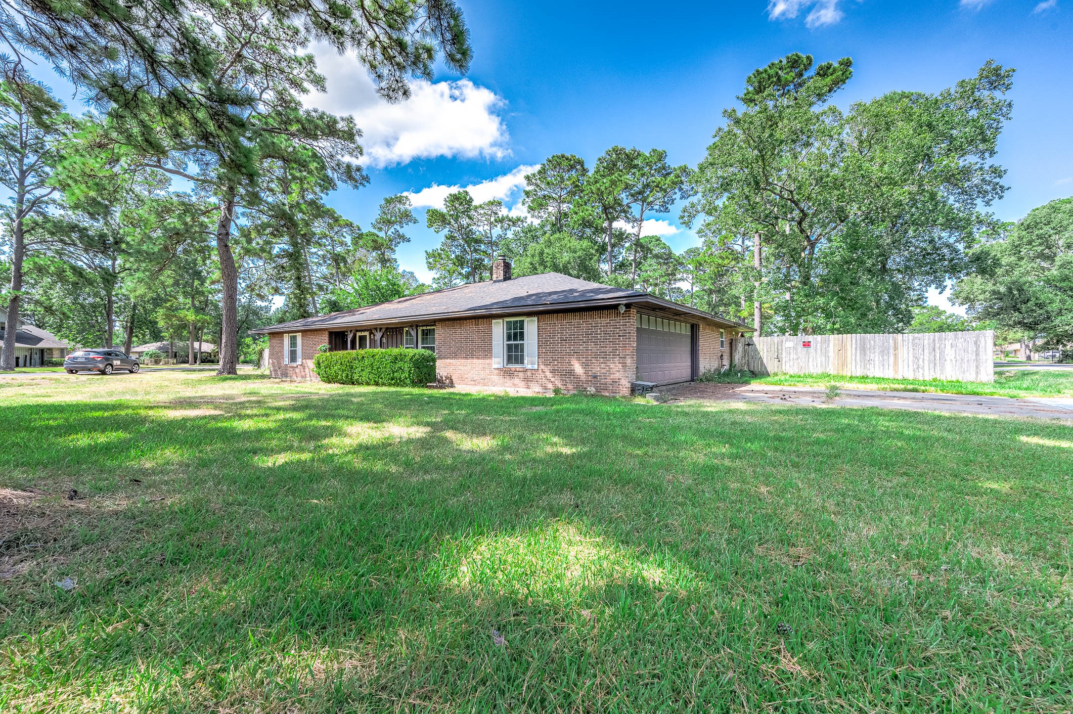 5813 Russell Lane Property Photo 23
