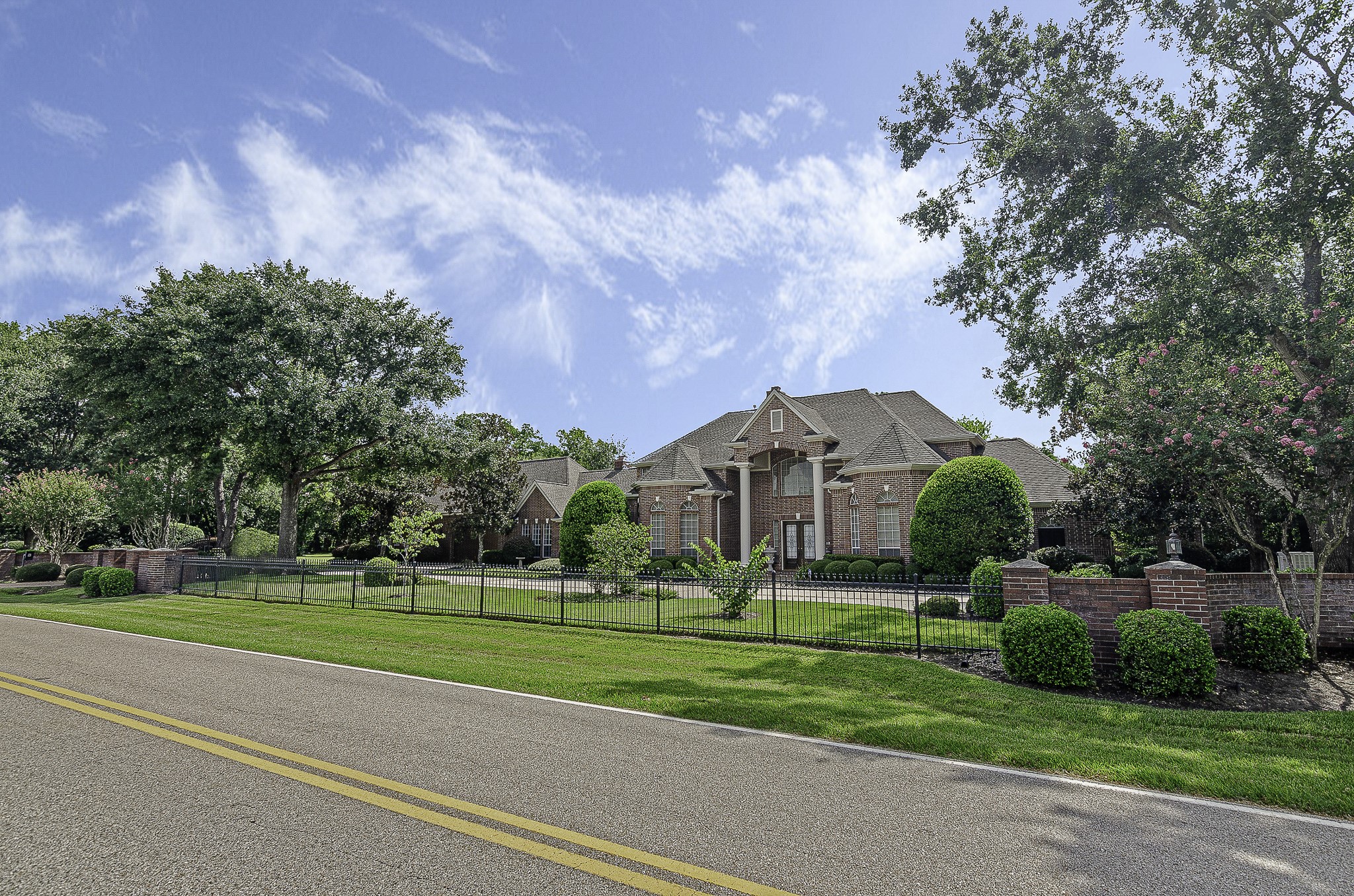 22222 Holly Creek Trail Property Photo 5
