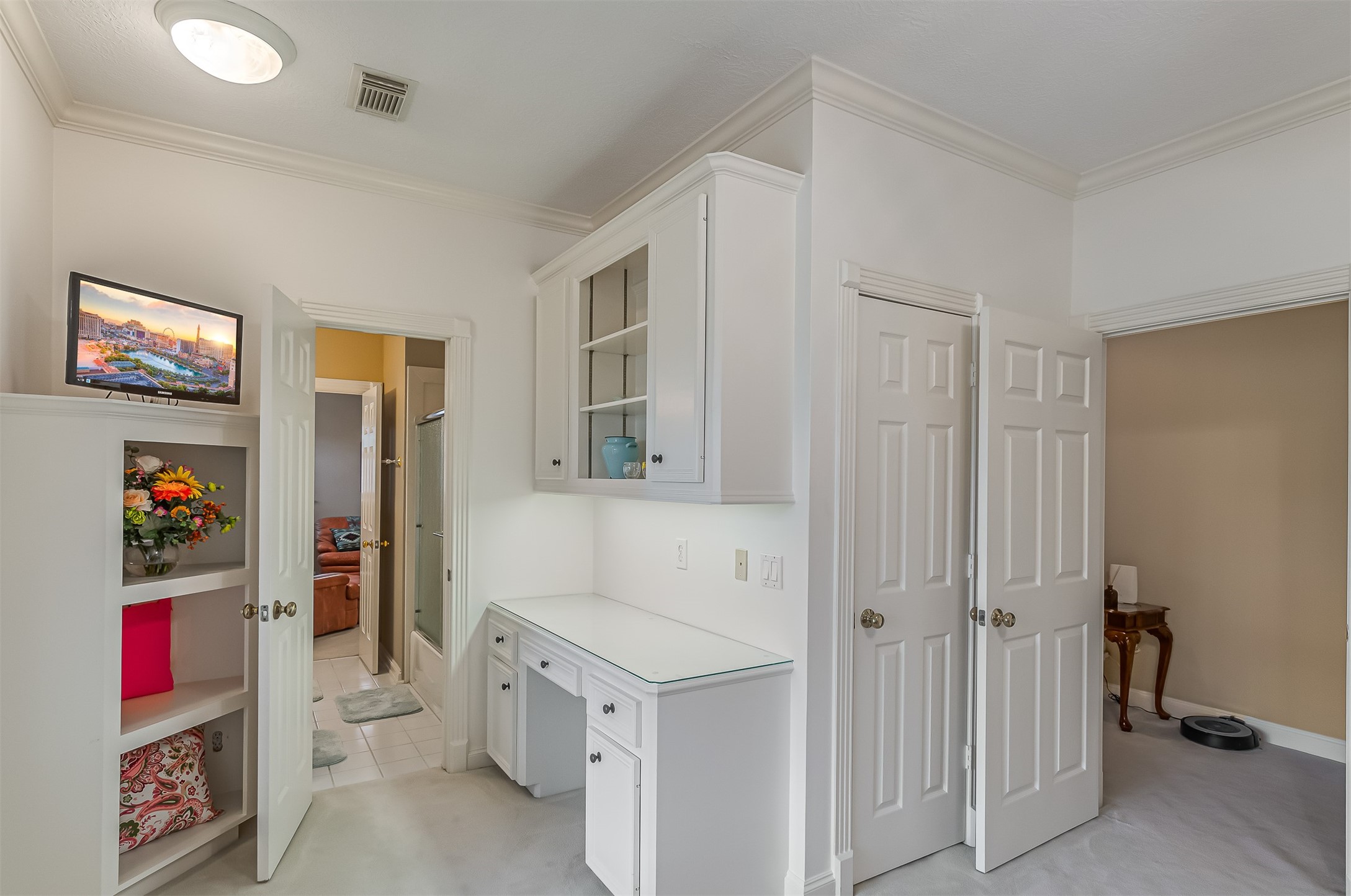 22222 Holly Creek Trail Property Photo 39