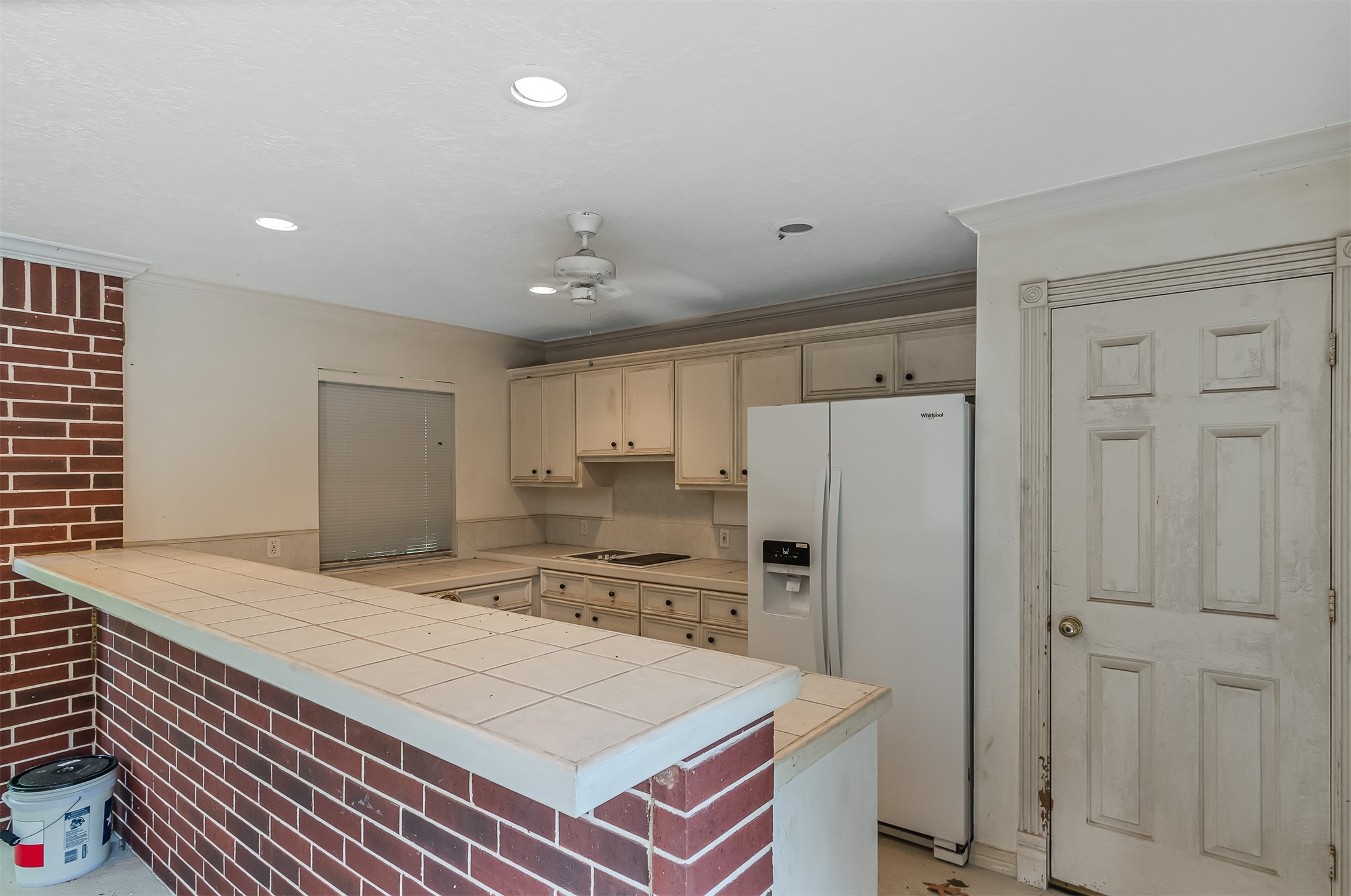 22222 Holly Creek Trail Property Photo 46