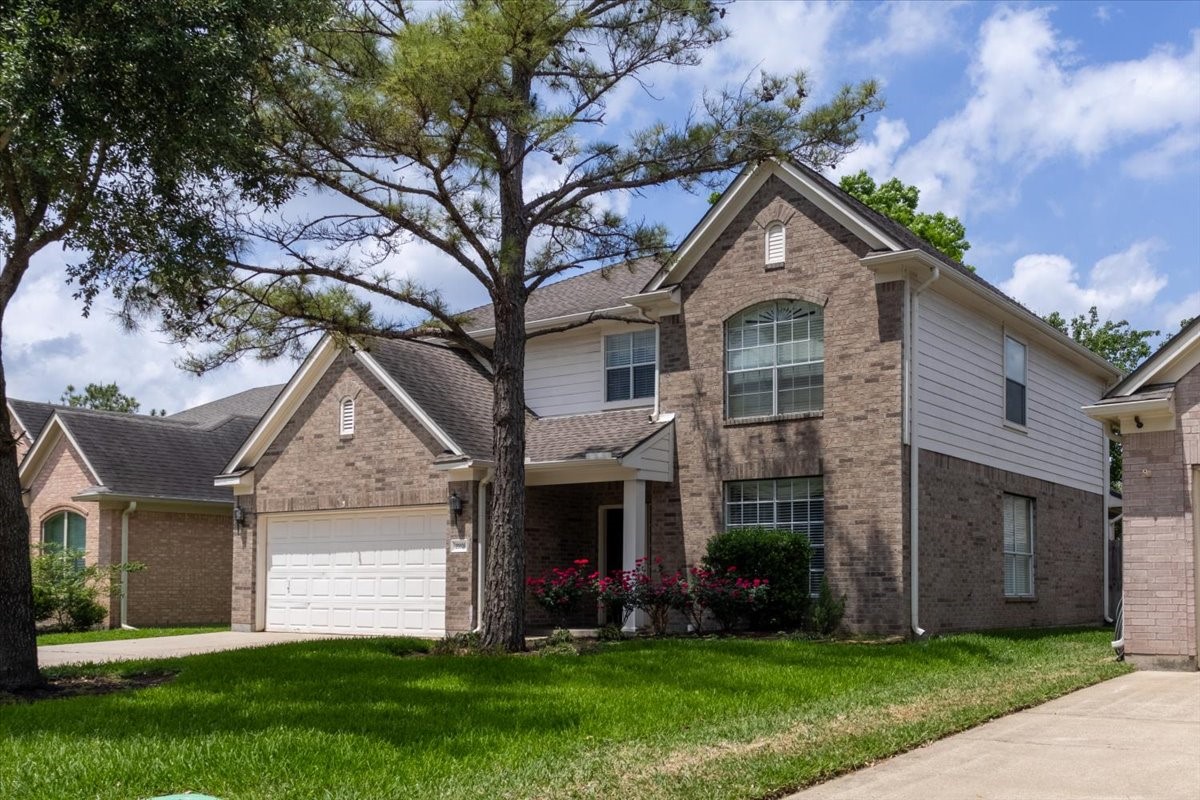 20806 Medallion Pointe Drive Property Photo