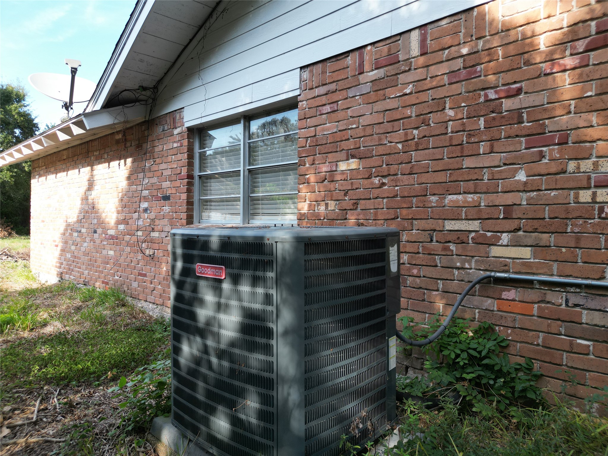 614 Pine Circle Property Photo 5