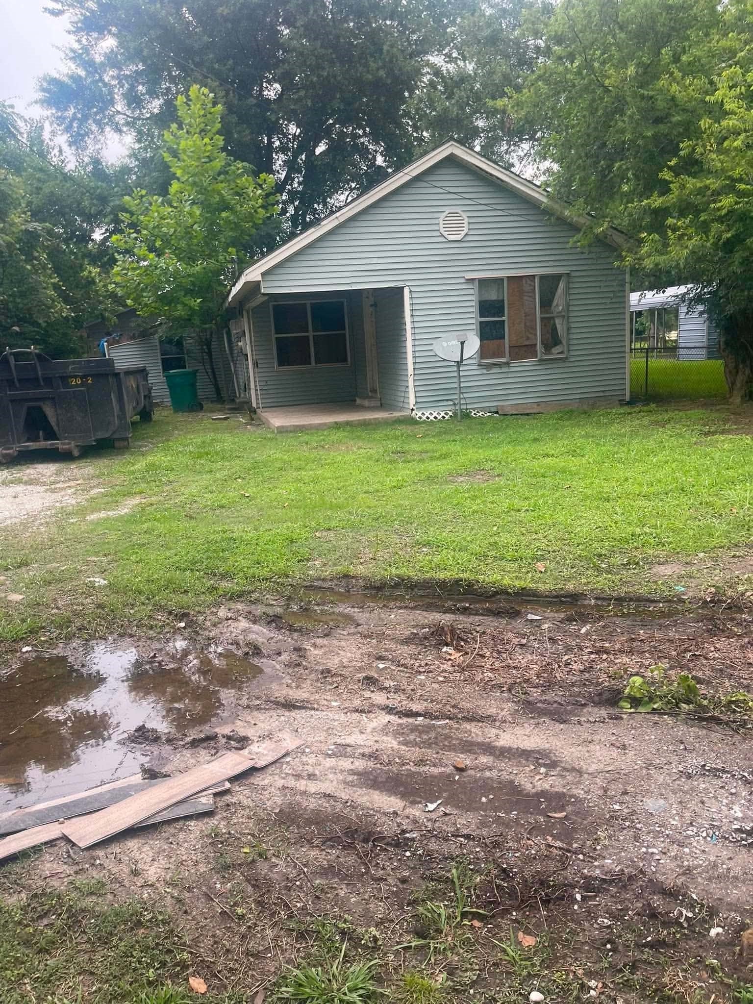 406 4th Street Property Photo 1