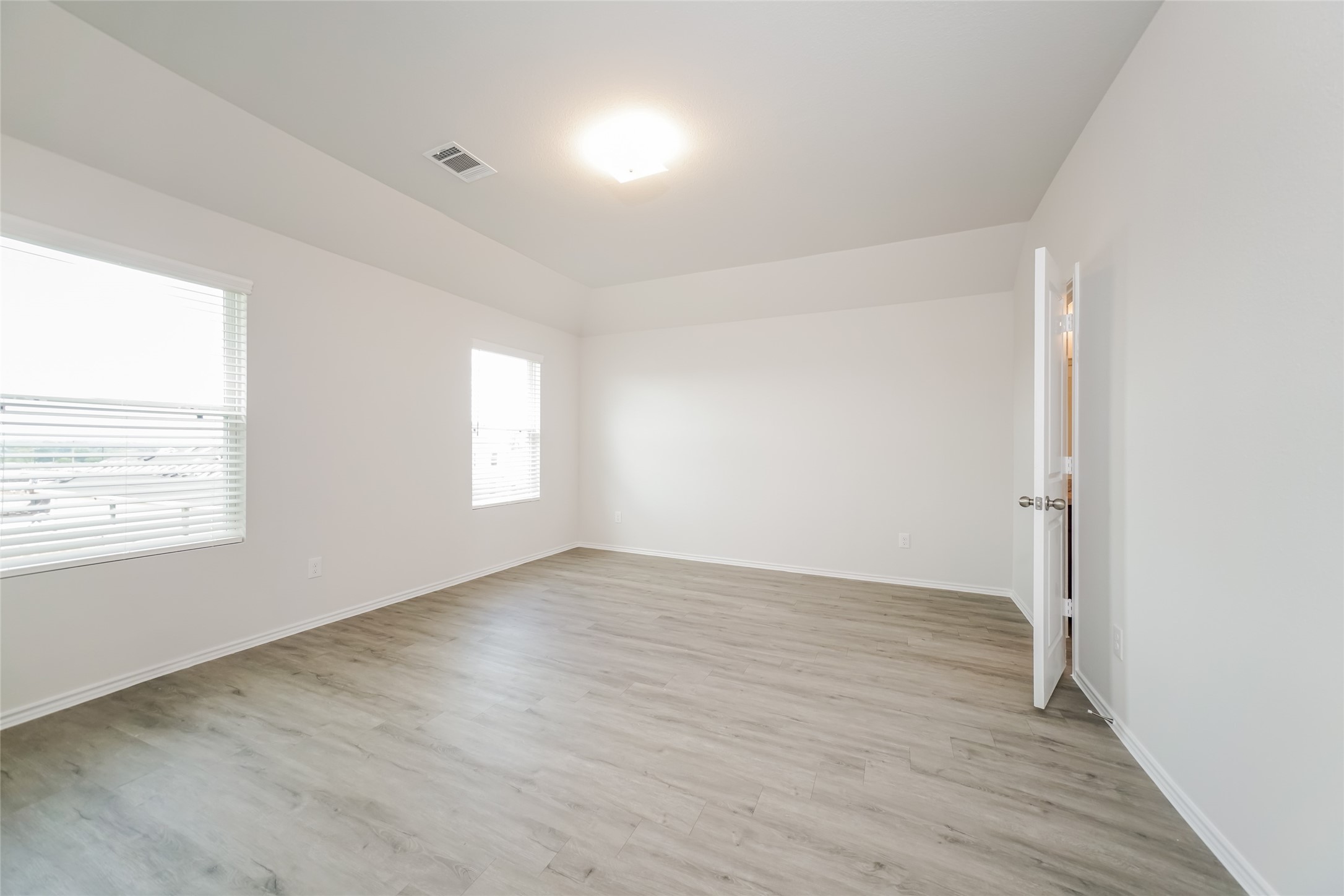 220 Blue Crane Street Property Photo 6