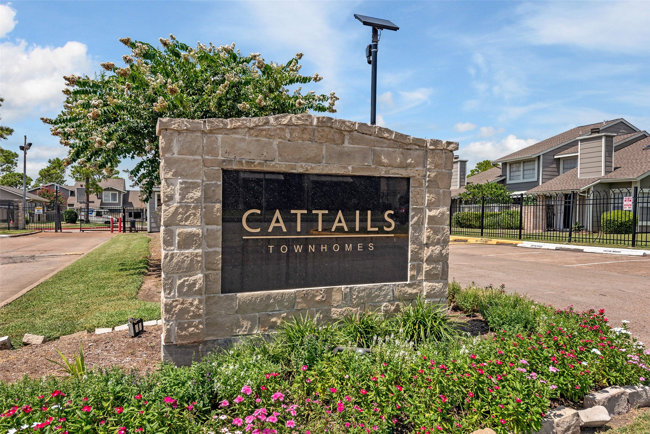 6315 Cattails Lane Property Photo 1