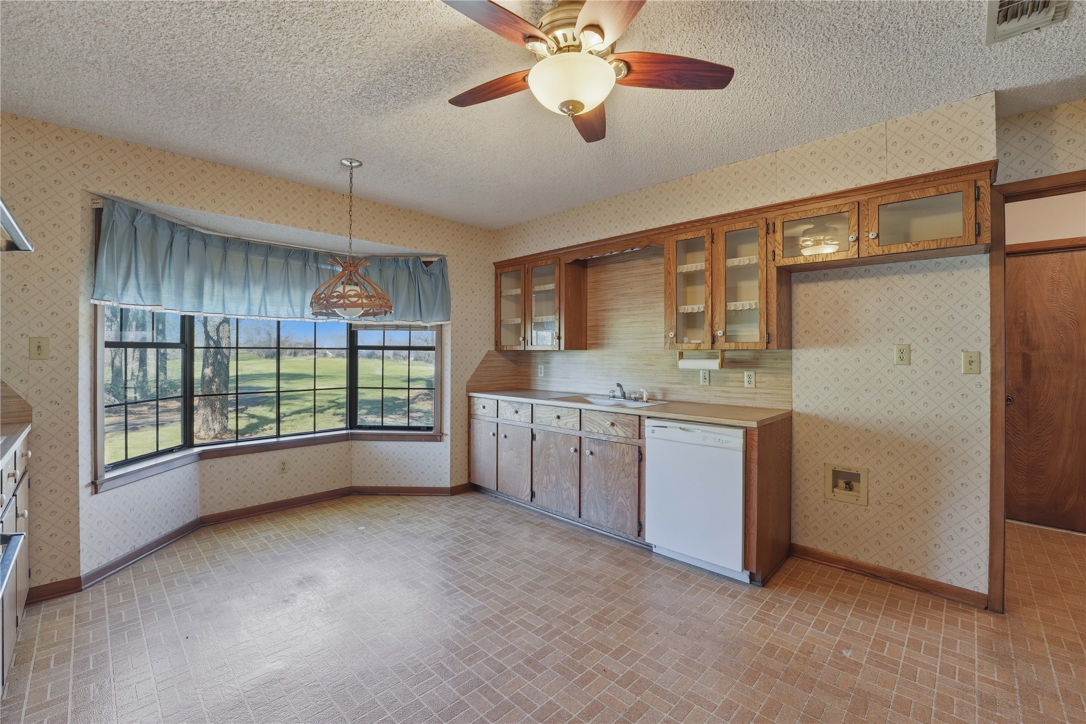 414 Giese Lane Property Photo 3