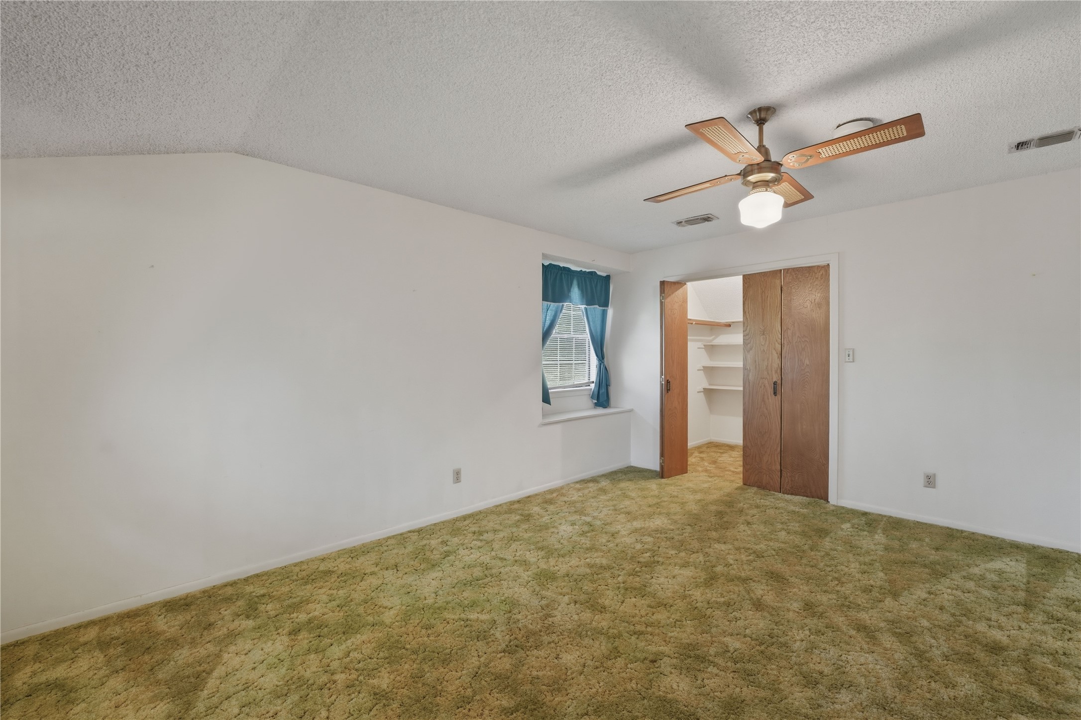414 Giese Lane Property Photo 14