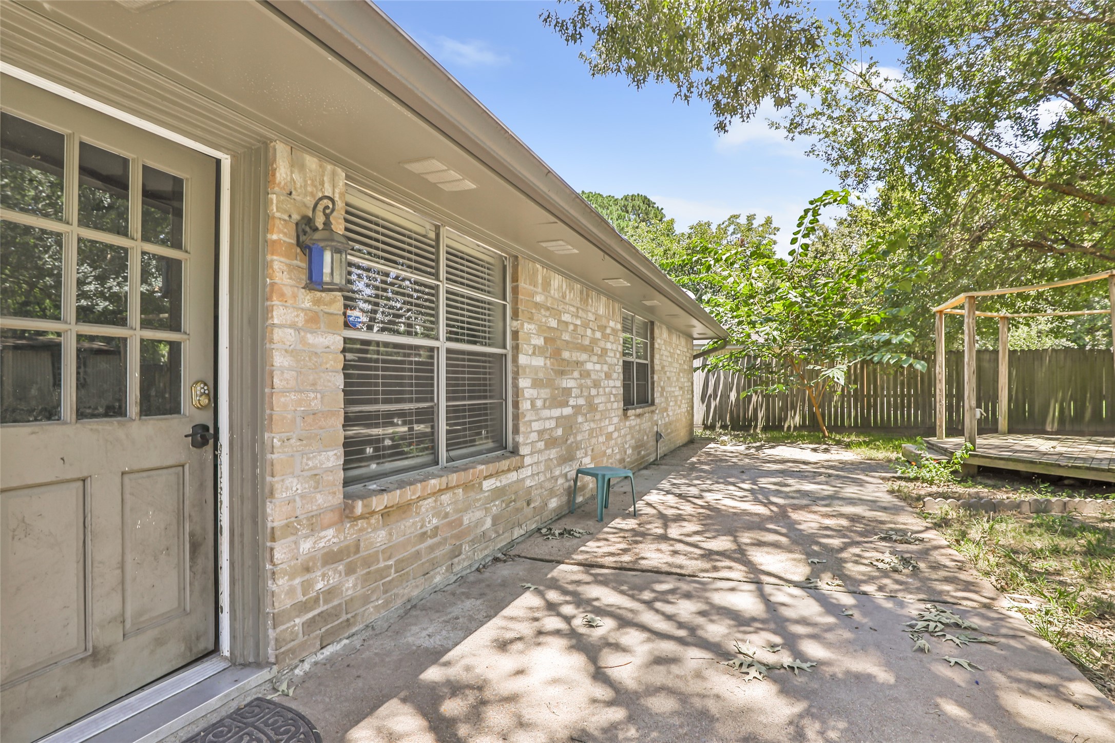 2414 Chanay Lane Property Photo 6