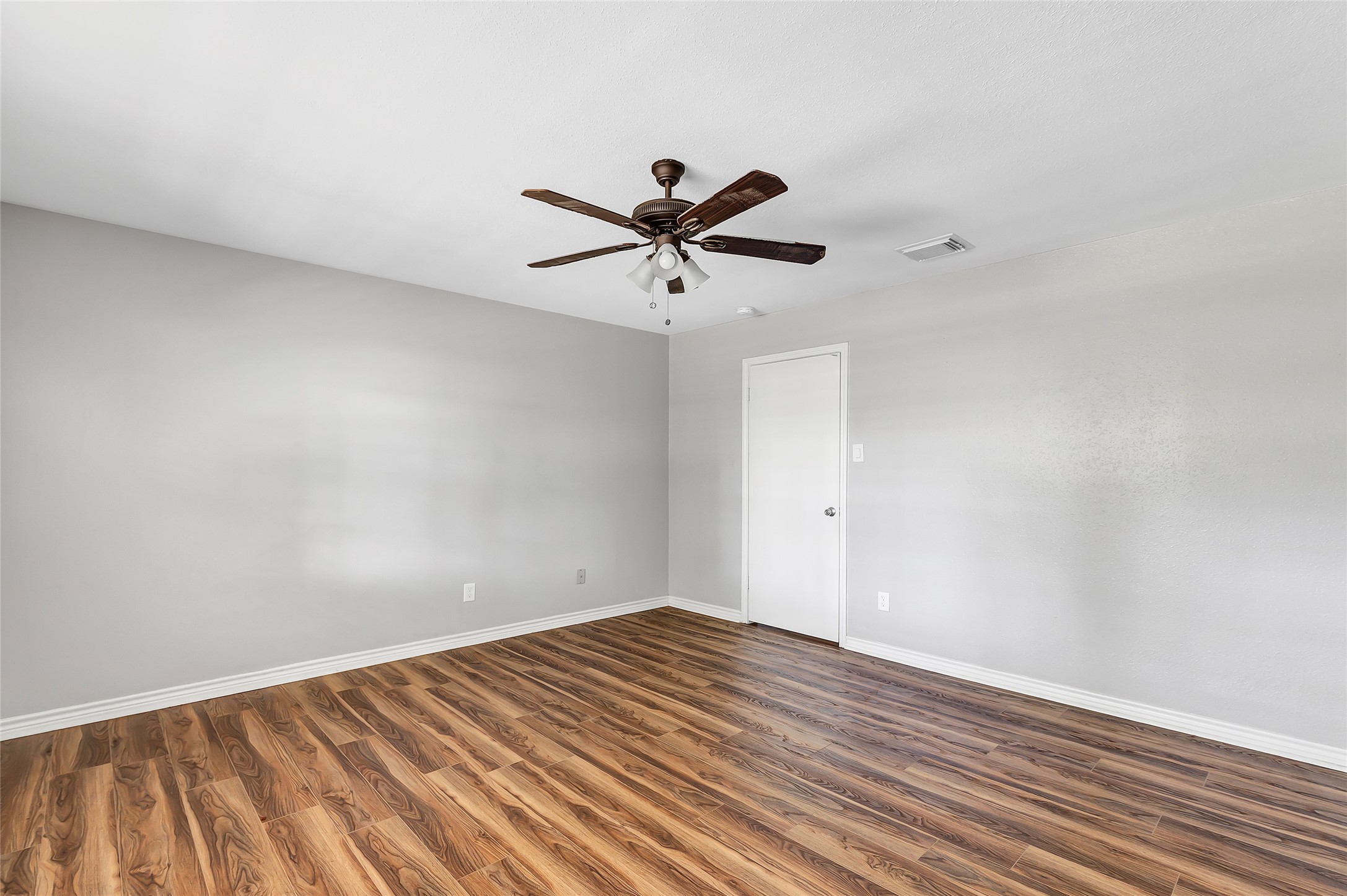2414 Chanay Lane Property Photo 14