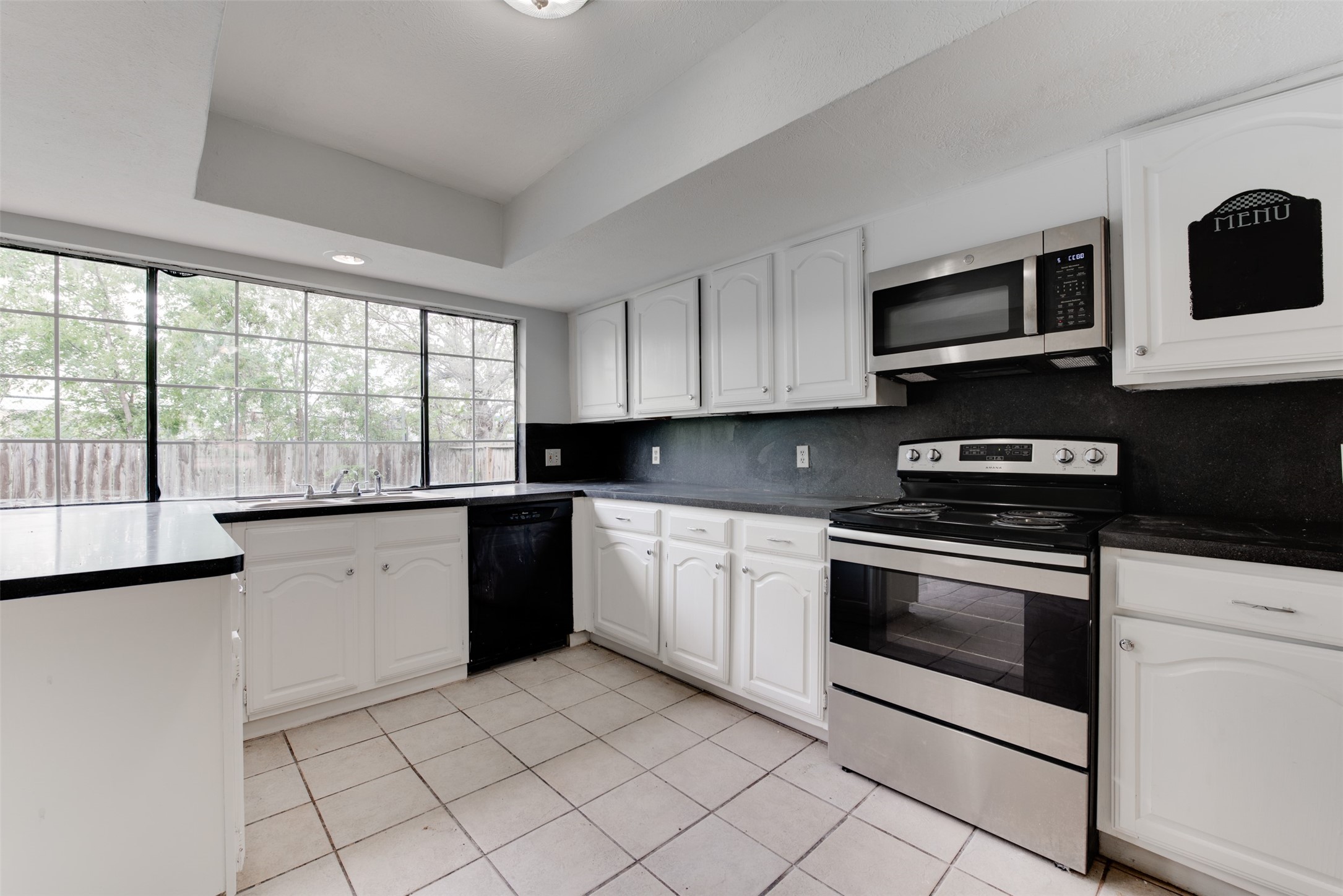 15702 Mendocino Drive Property Photo 6