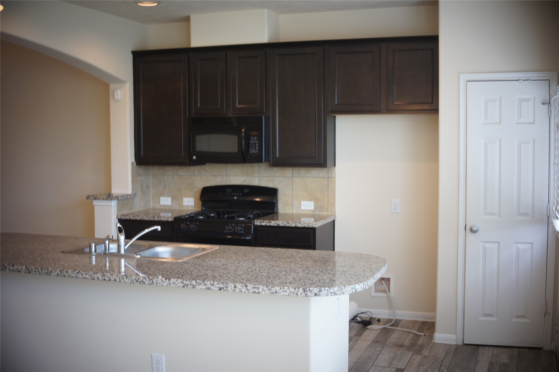 1619 Grable Cove Lane Property Photo 5