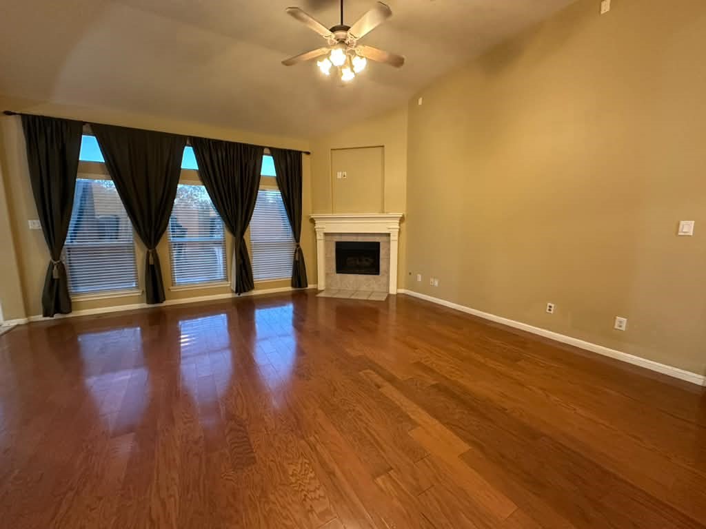10507 Aster Crest Court Property Photo 9